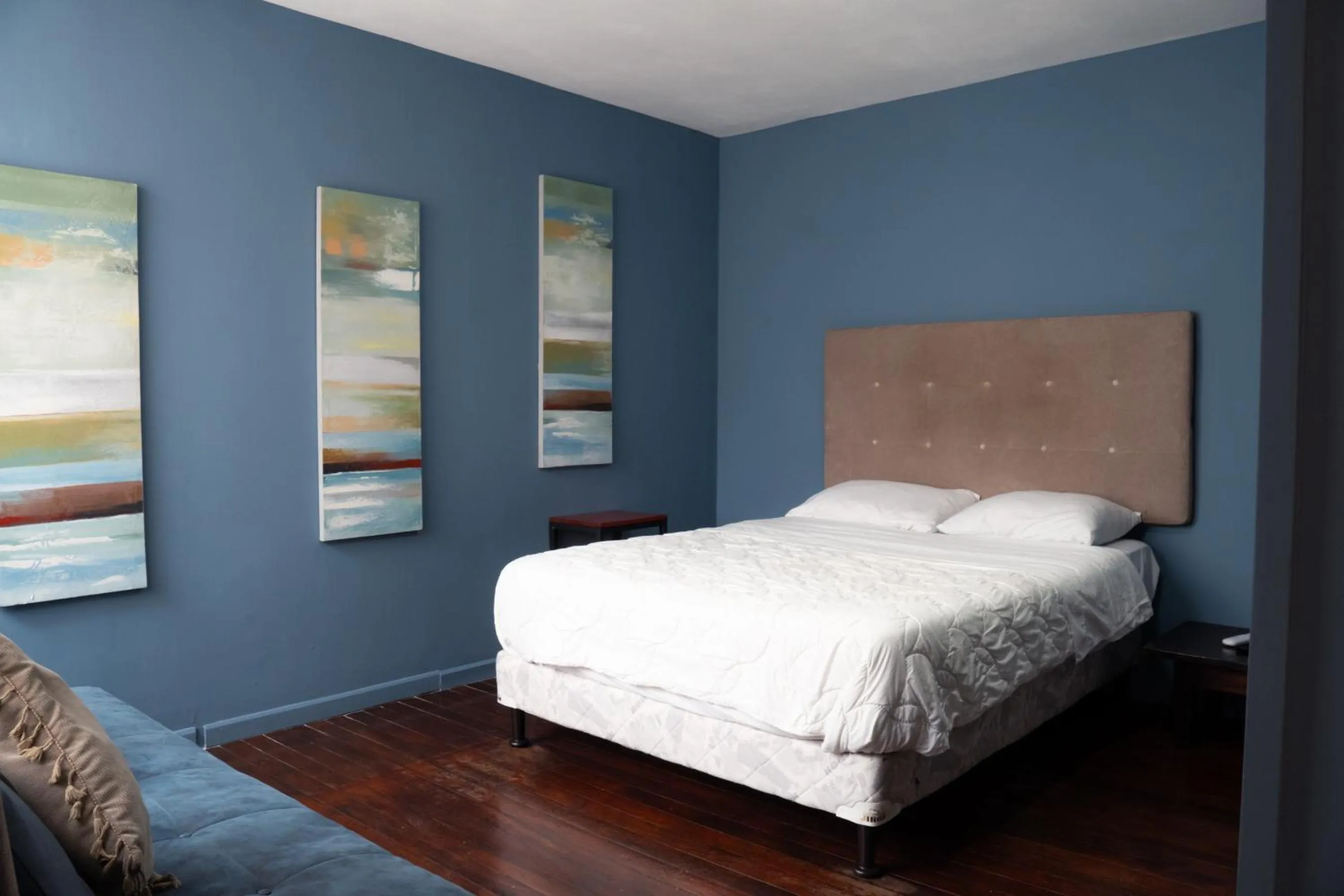 Photo of the whole room, Bed in Otoya 1907 Hotel