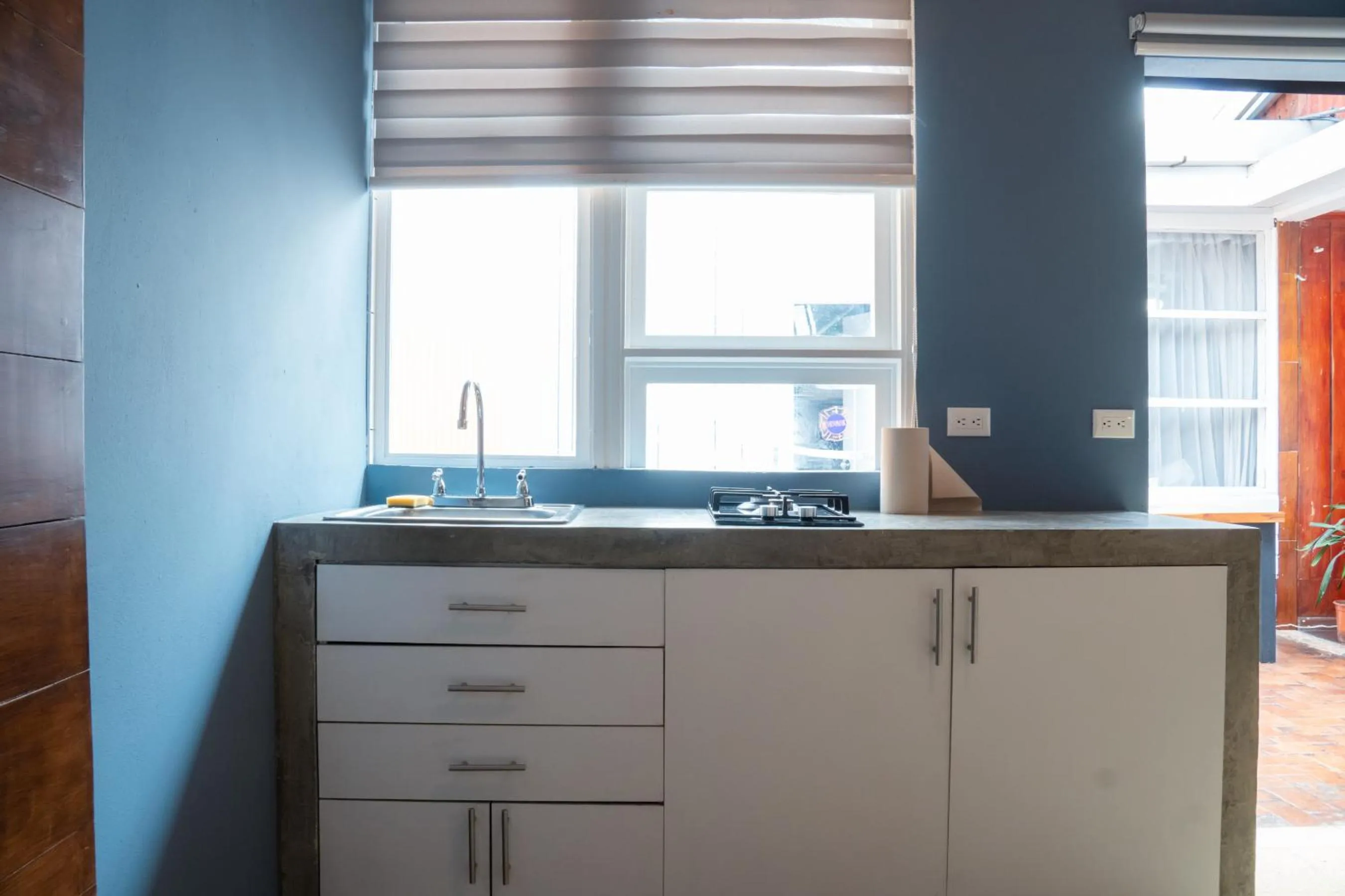 stove in Otoya 1907 Hotel