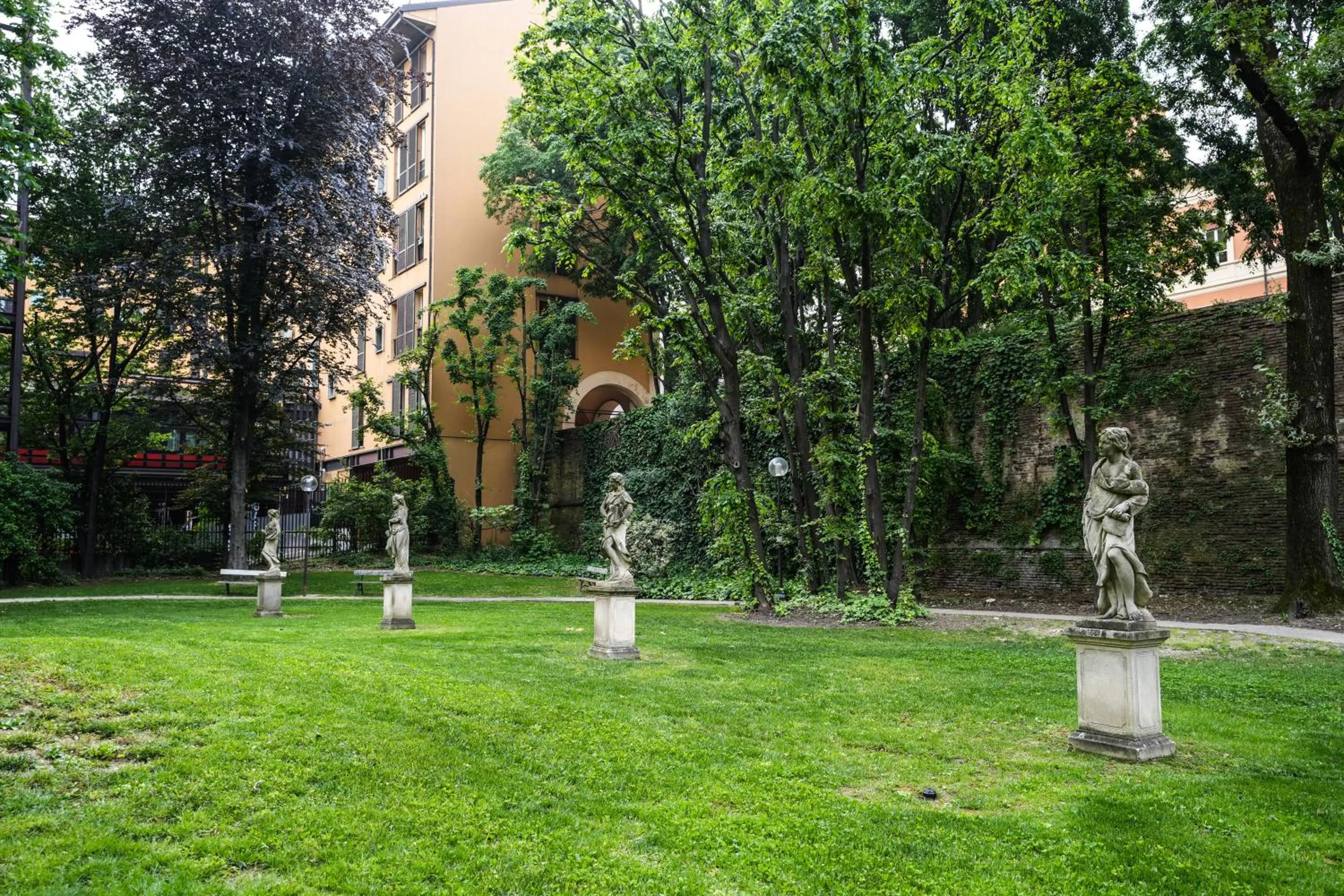 Natural landscape in Mercure Bologna Centro