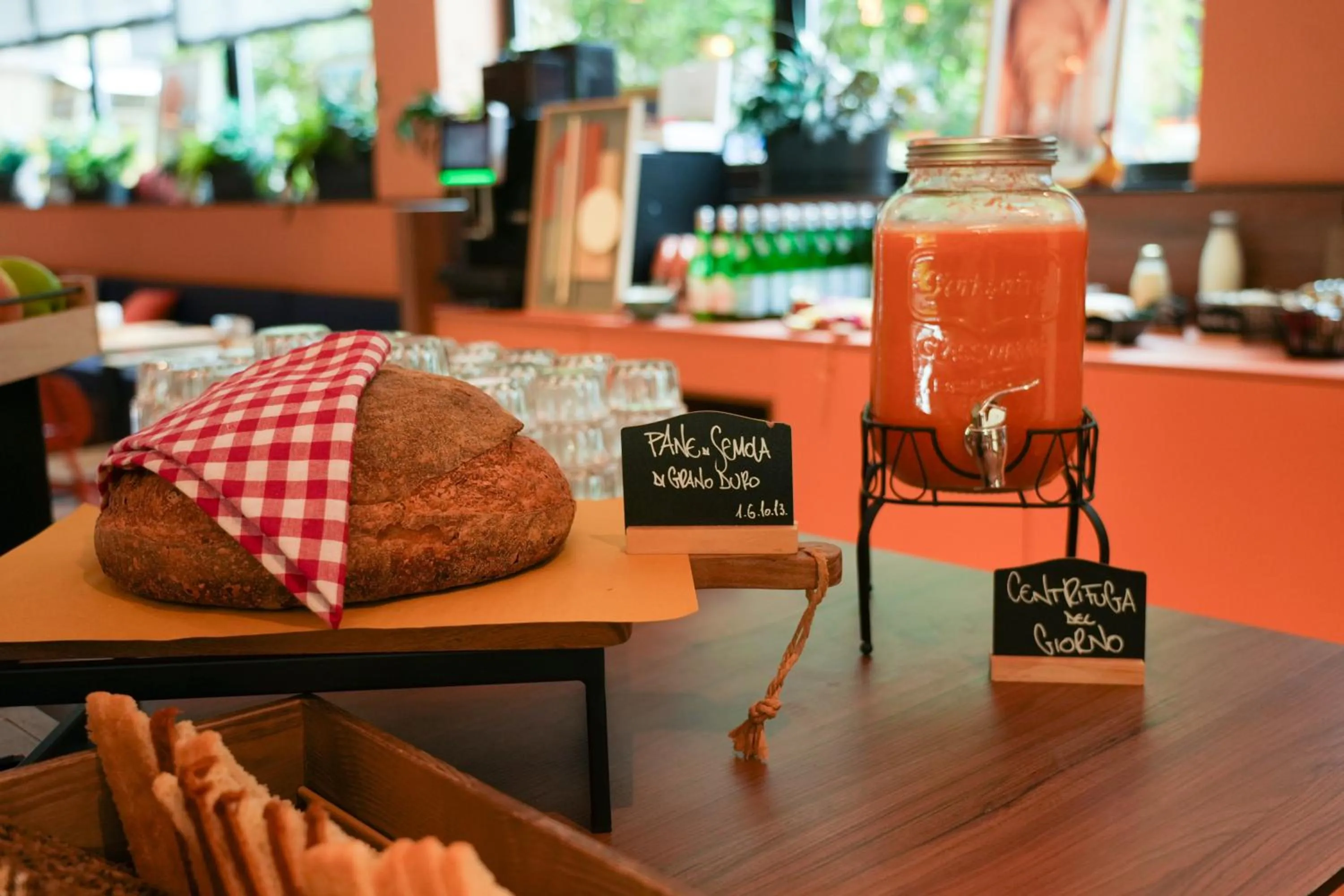 Breakfast in Mercure Bologna Centro