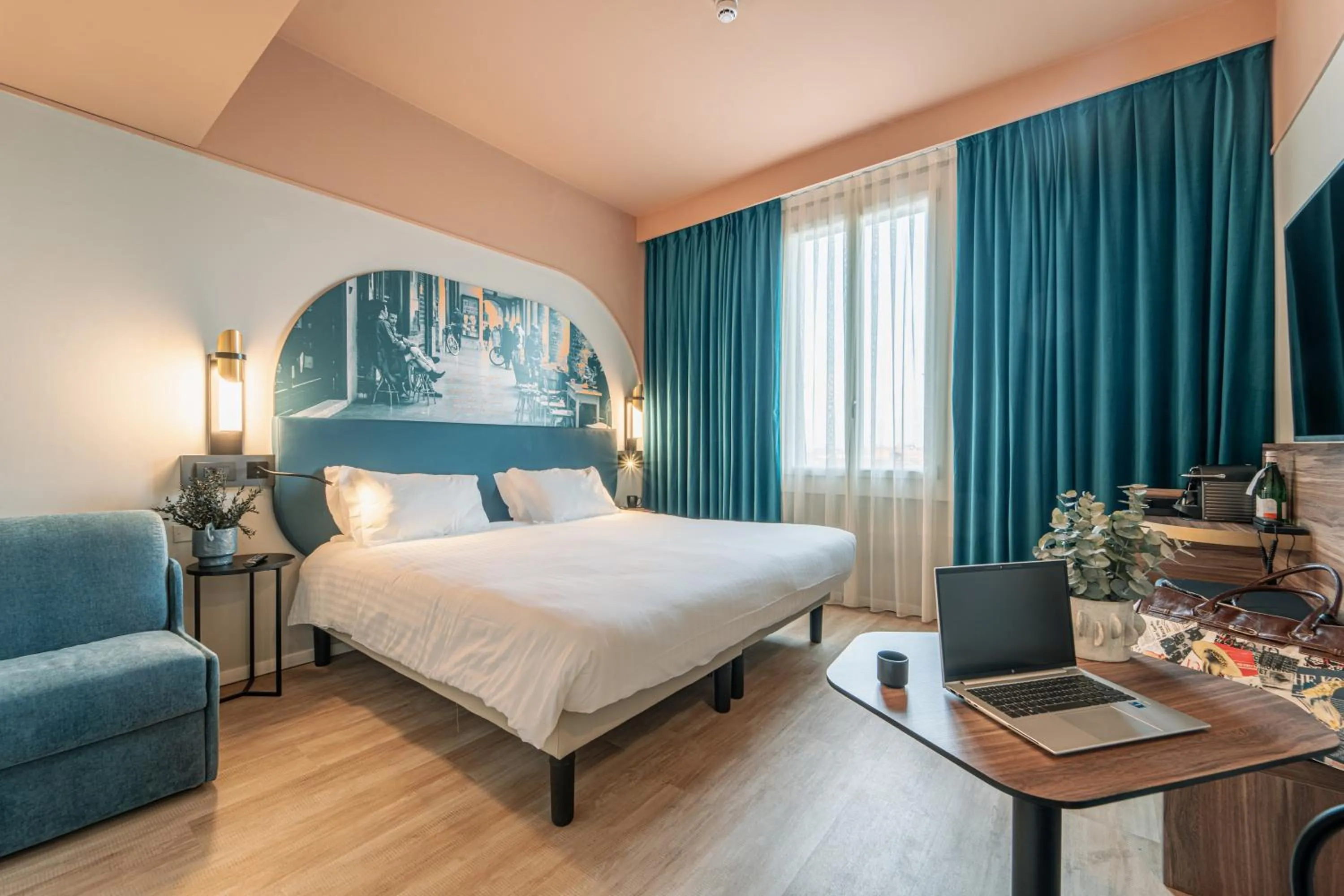 Bed in Mercure Bologna Centro