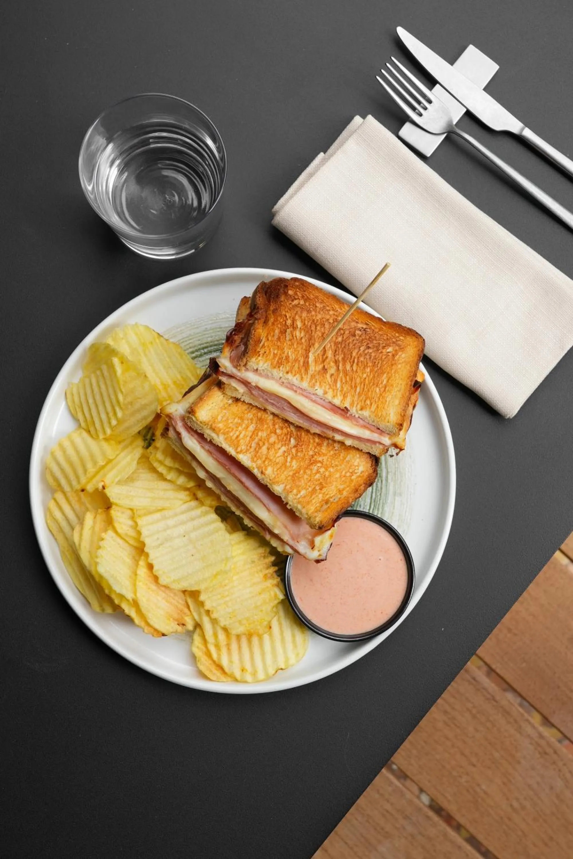 Restaurant/places to eat in Mercure Bologna Centro