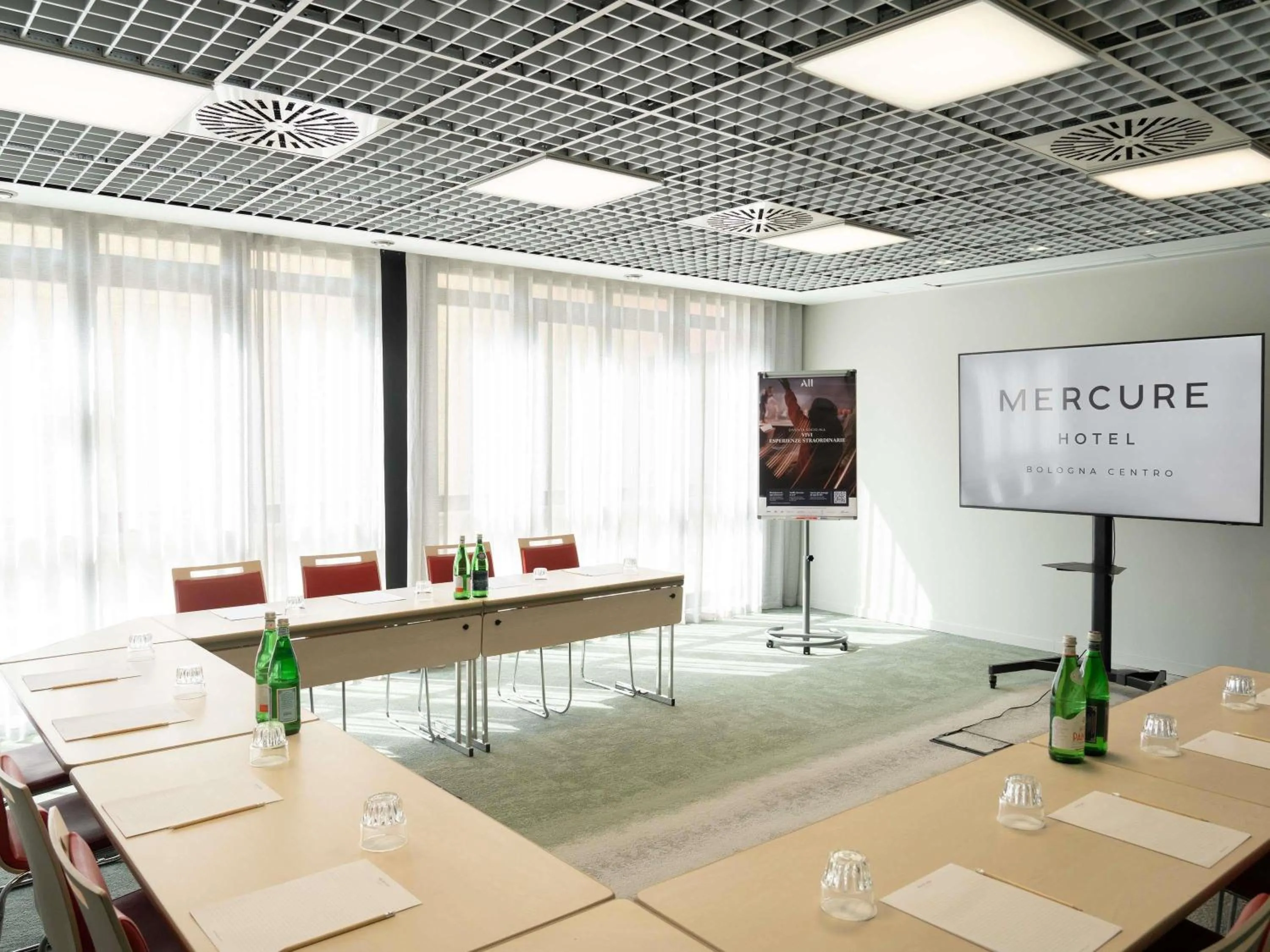 Meeting/conference room in Mercure Bologna Centro