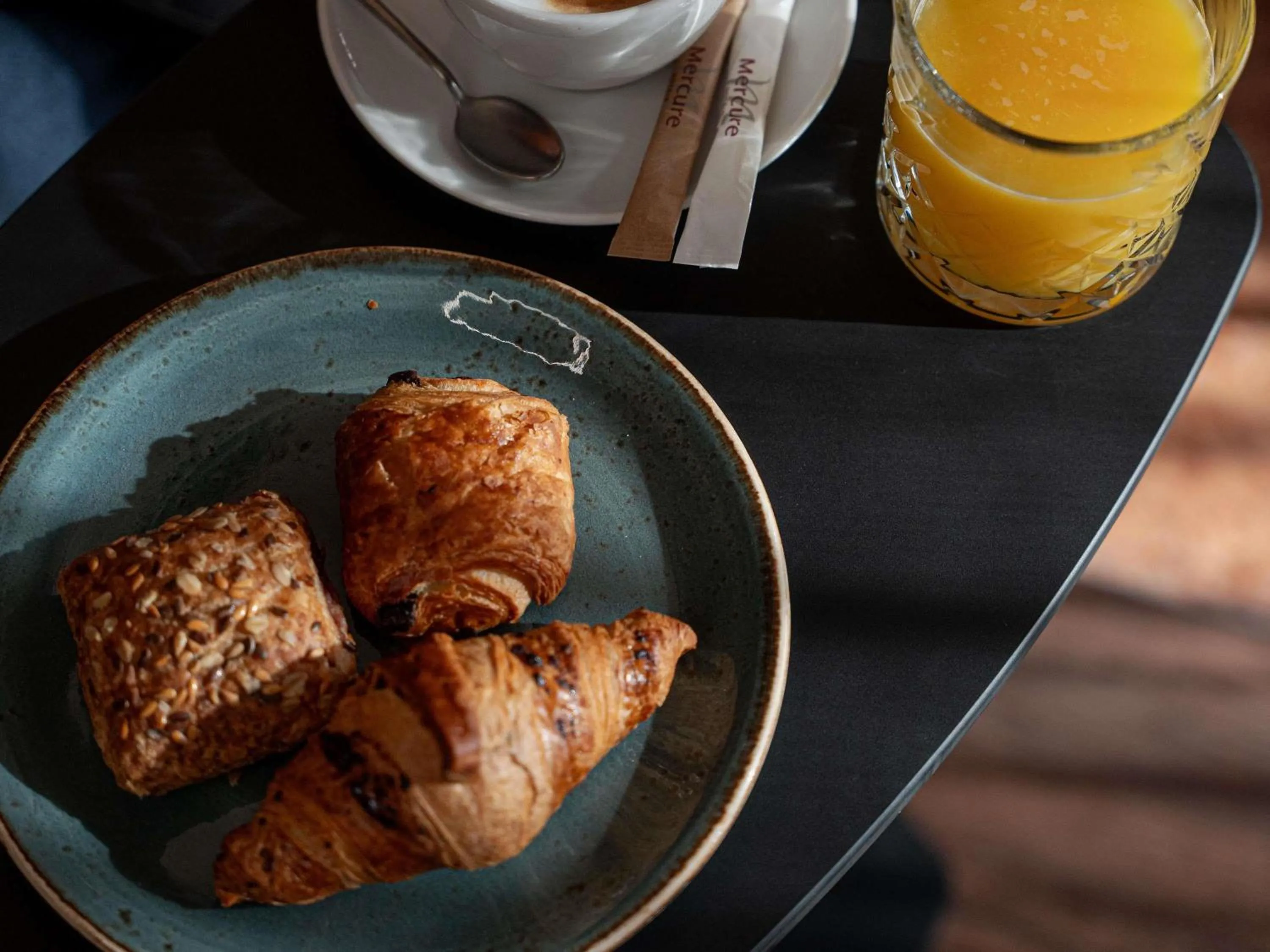 Lounge or bar in Mercure Bologna Centro