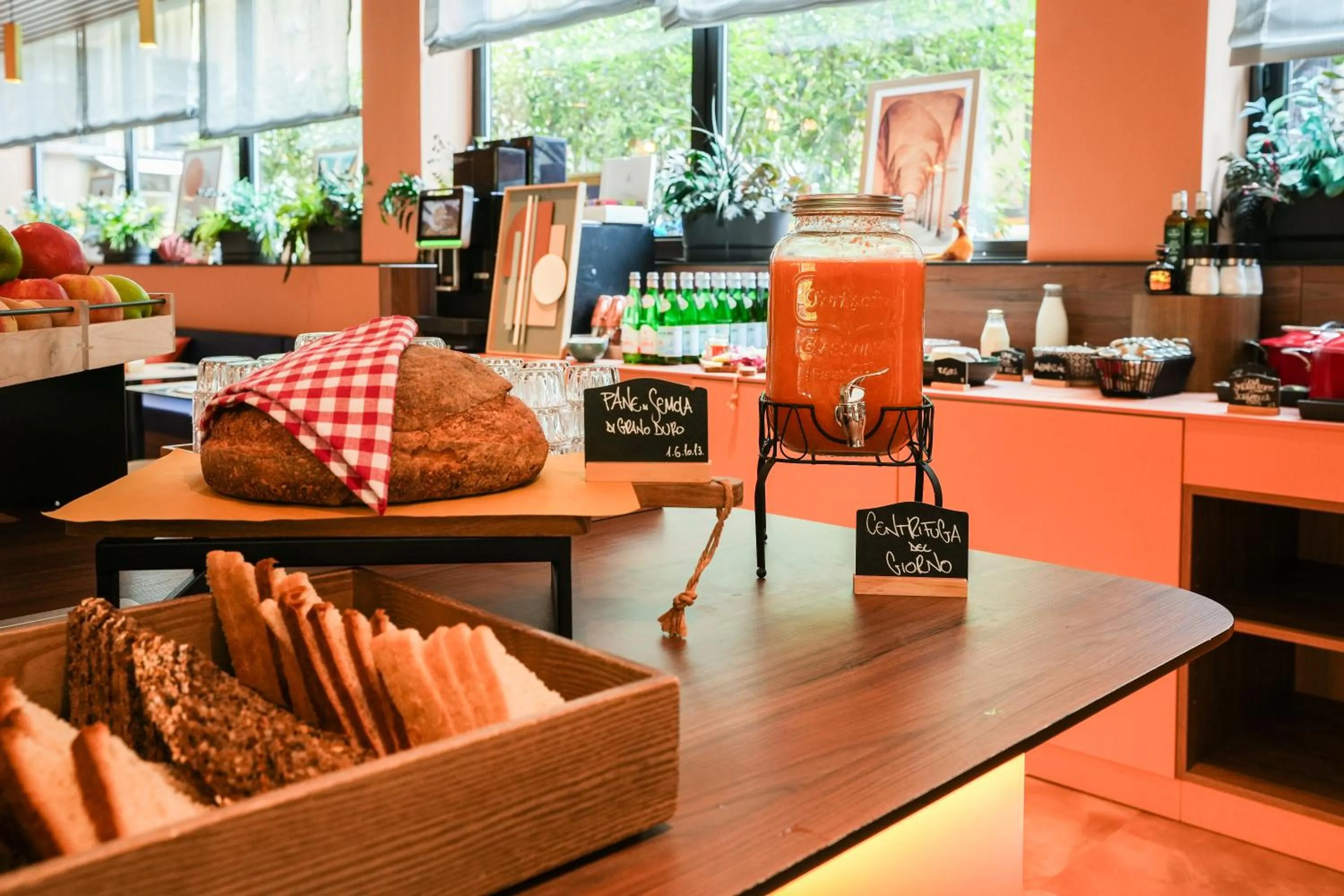 Breakfast in Mercure Bologna Centro