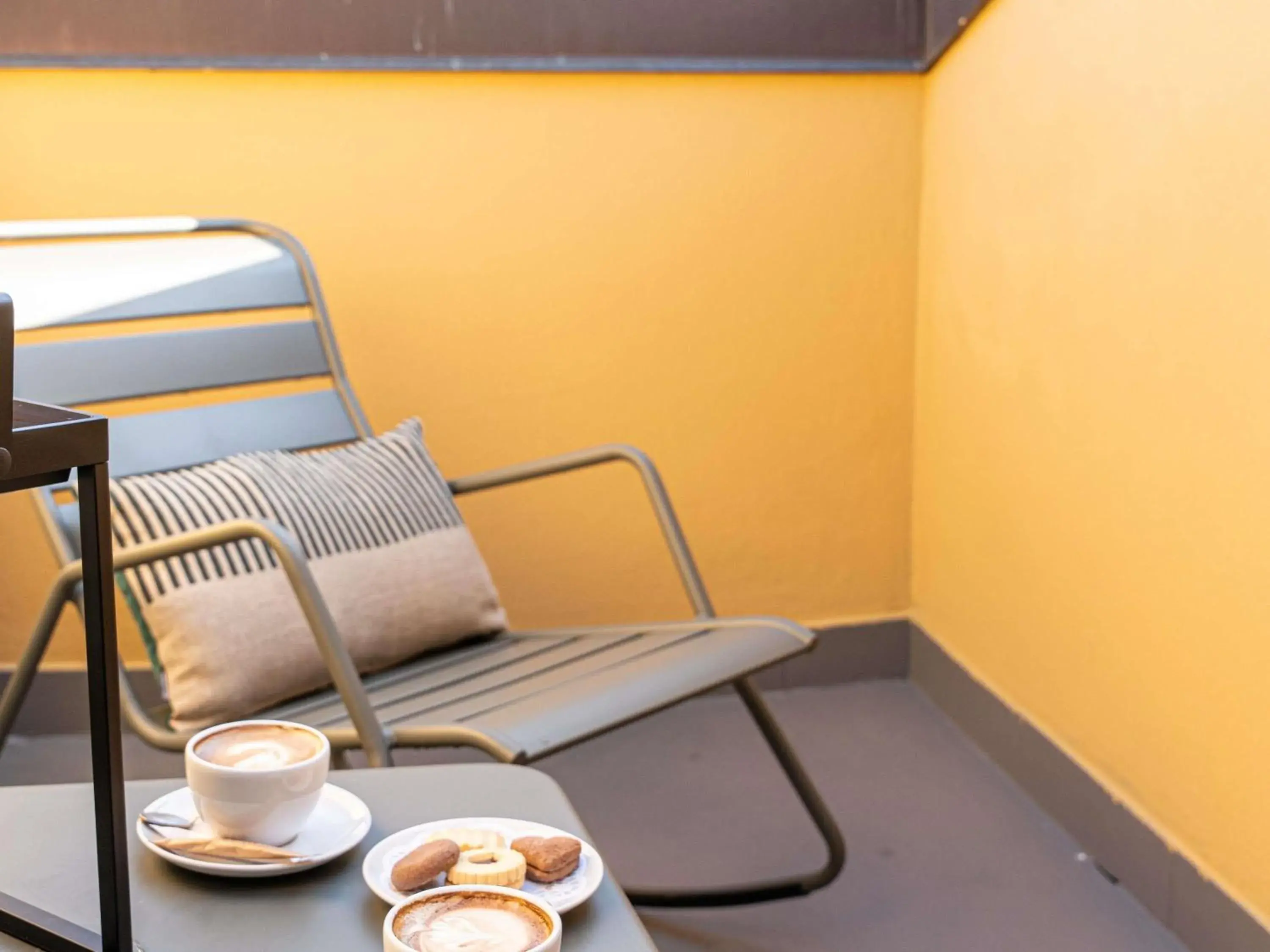 Bedroom in Mercure Bologna Centro Bedroom in Mercure Bologna Centro