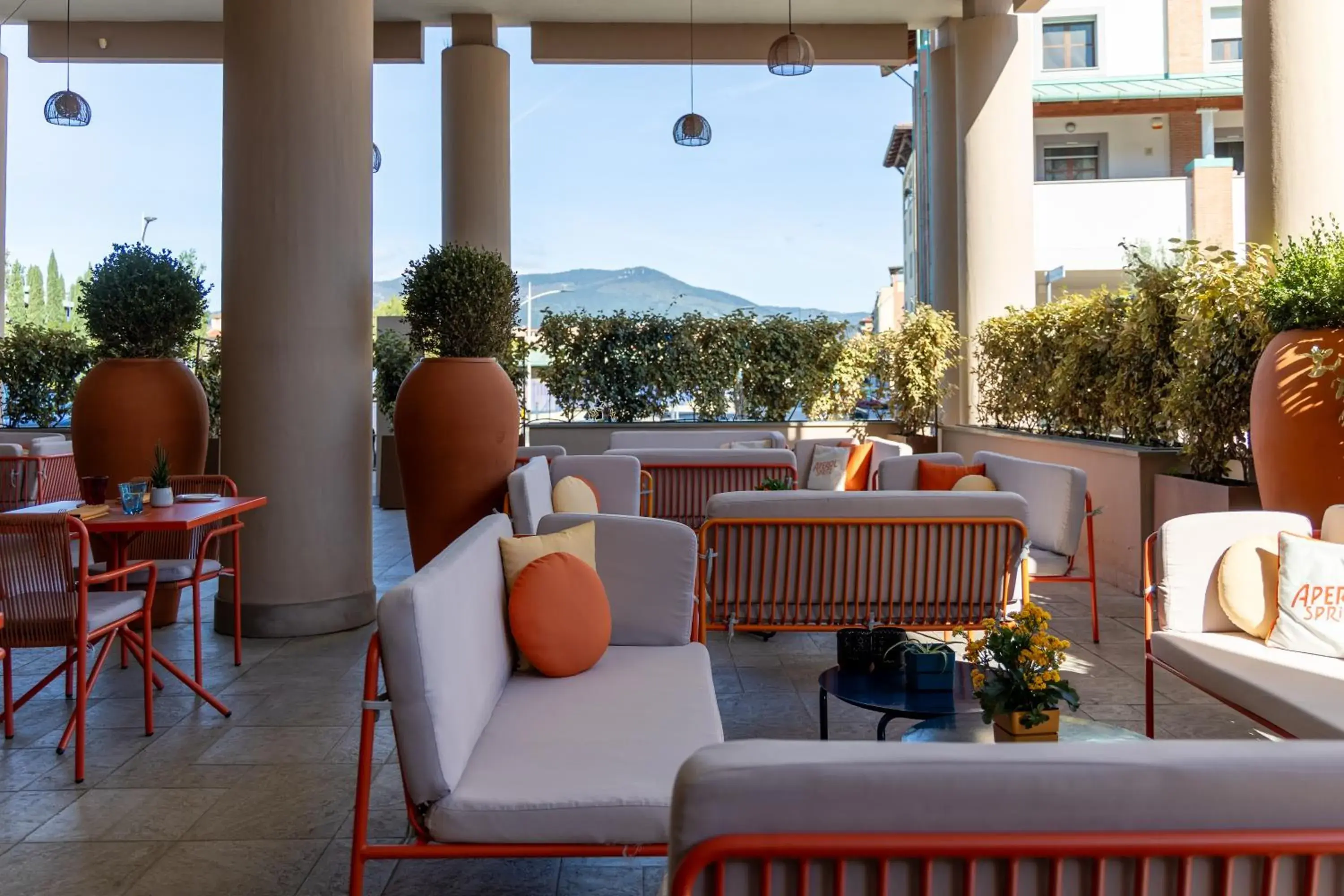 Lounge or bar in Hilton Garden Inn Florence Novoli Lounge or bar in Hilton Garden Inn Florence Novoli