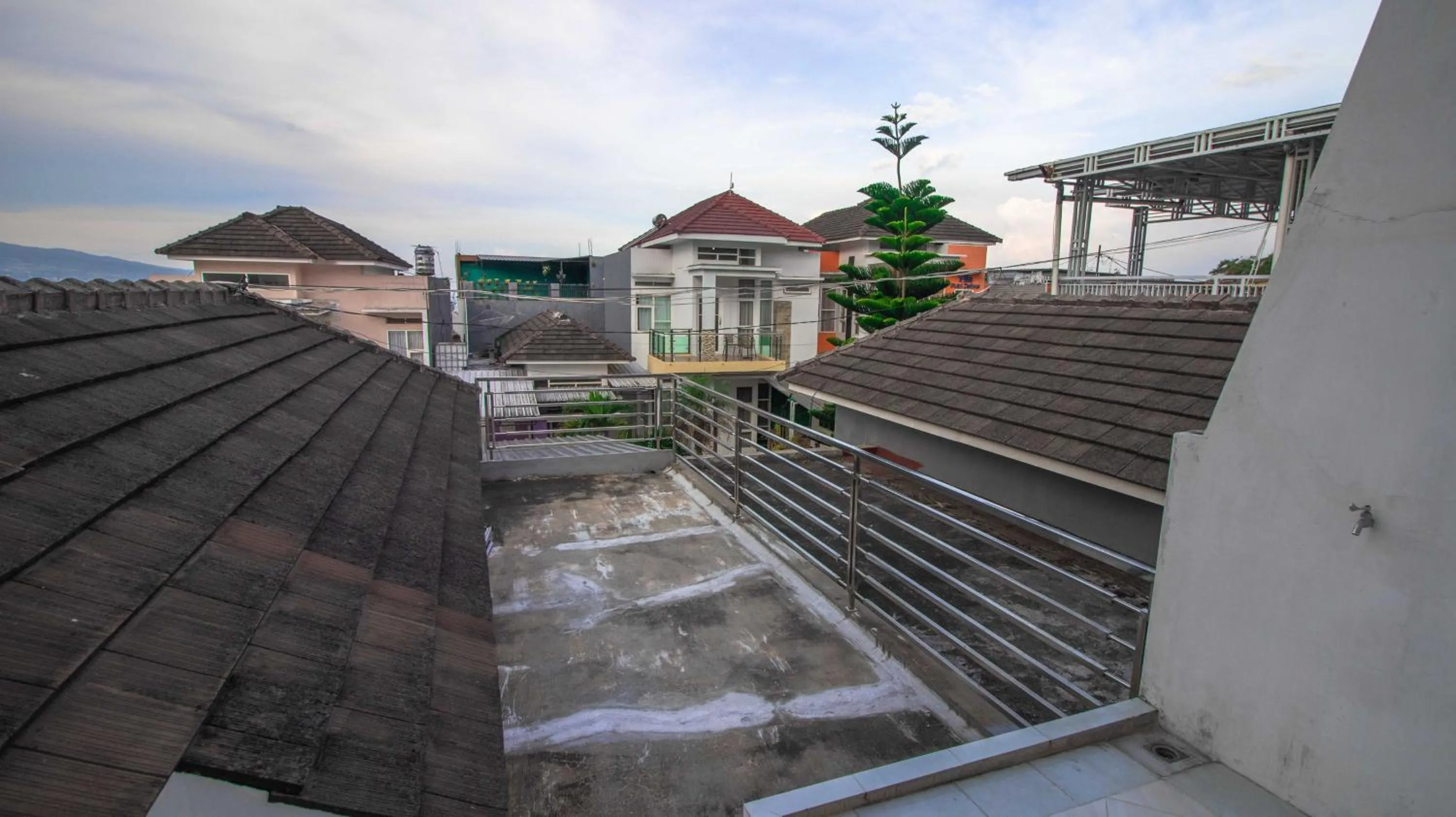 Balcony/Terrace in Villa El Nino 5 Bedroom dengan Rooftop Mountain View
