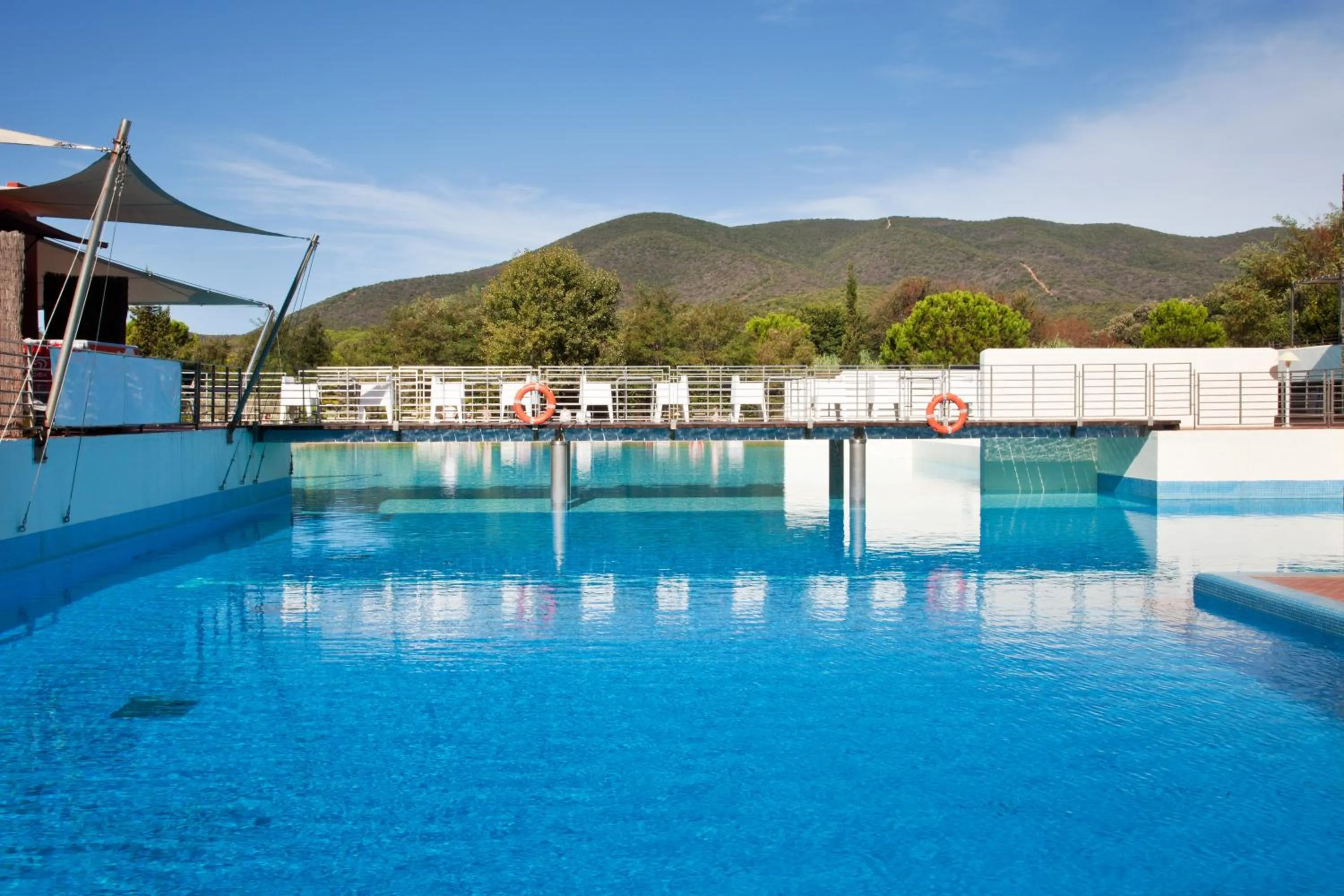 Swimming pool in Camping Village Rocchette