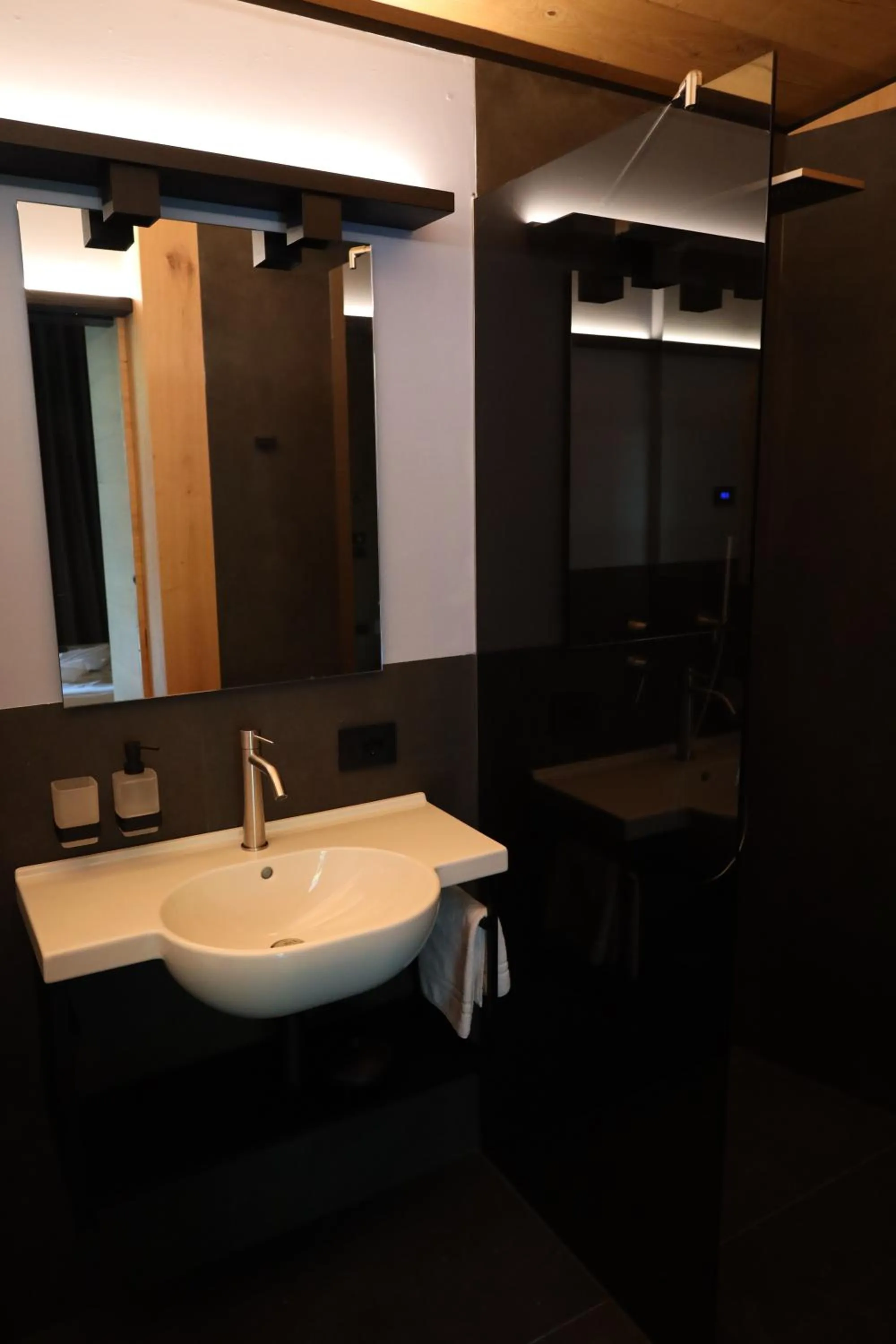 Bathroom in Roggia dei Cedri