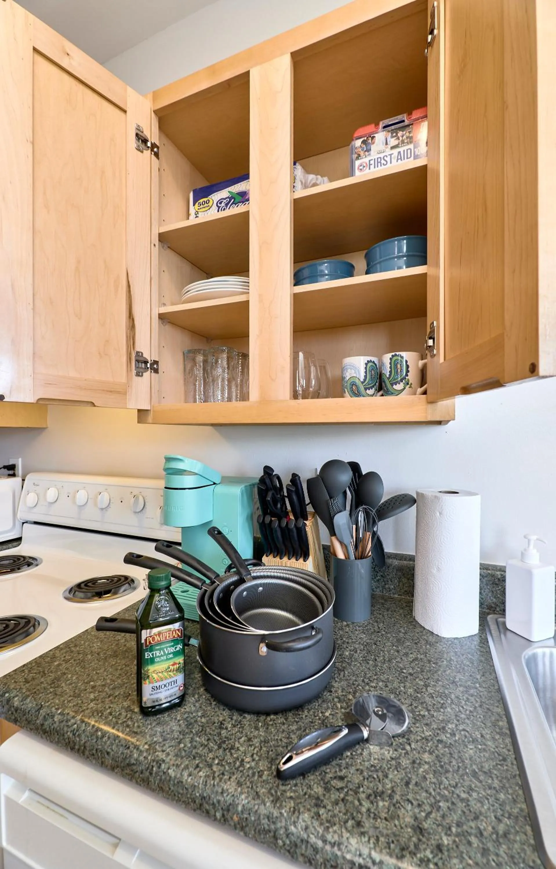 Kitchen or kitchenette in WhiteHouse at Grand Central
