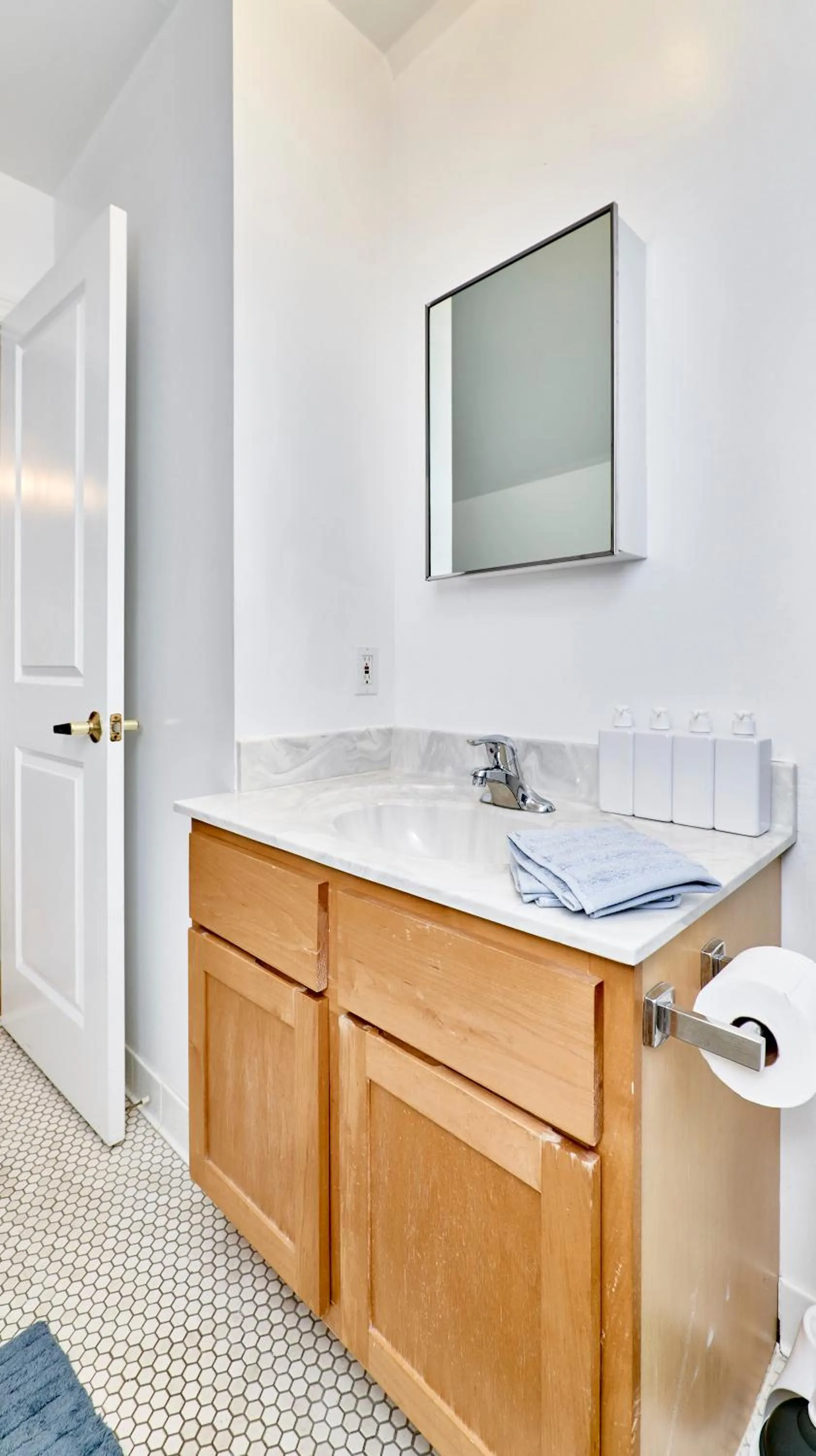 Bathroom in WhiteHouse at Grand Central