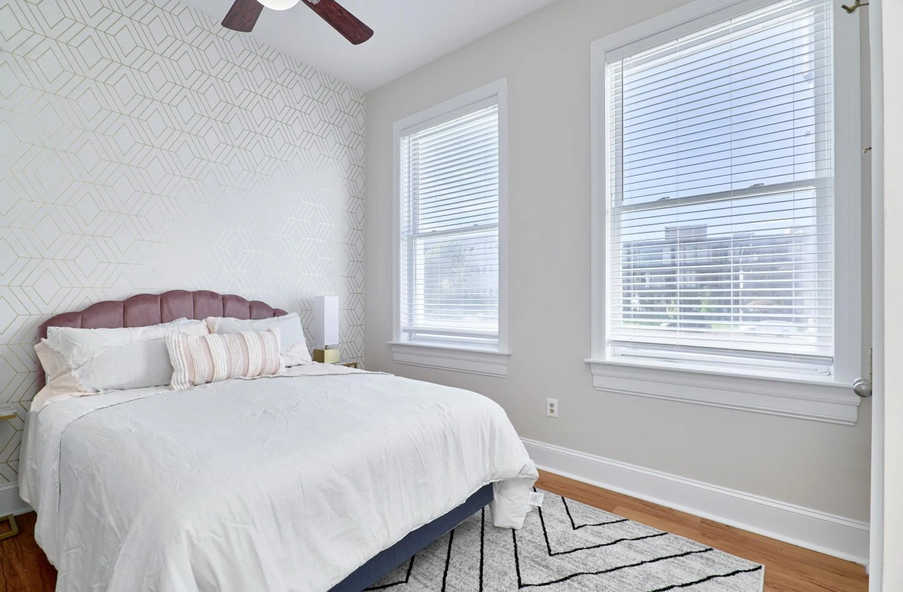 Bed in WhiteHouse at Grand Central