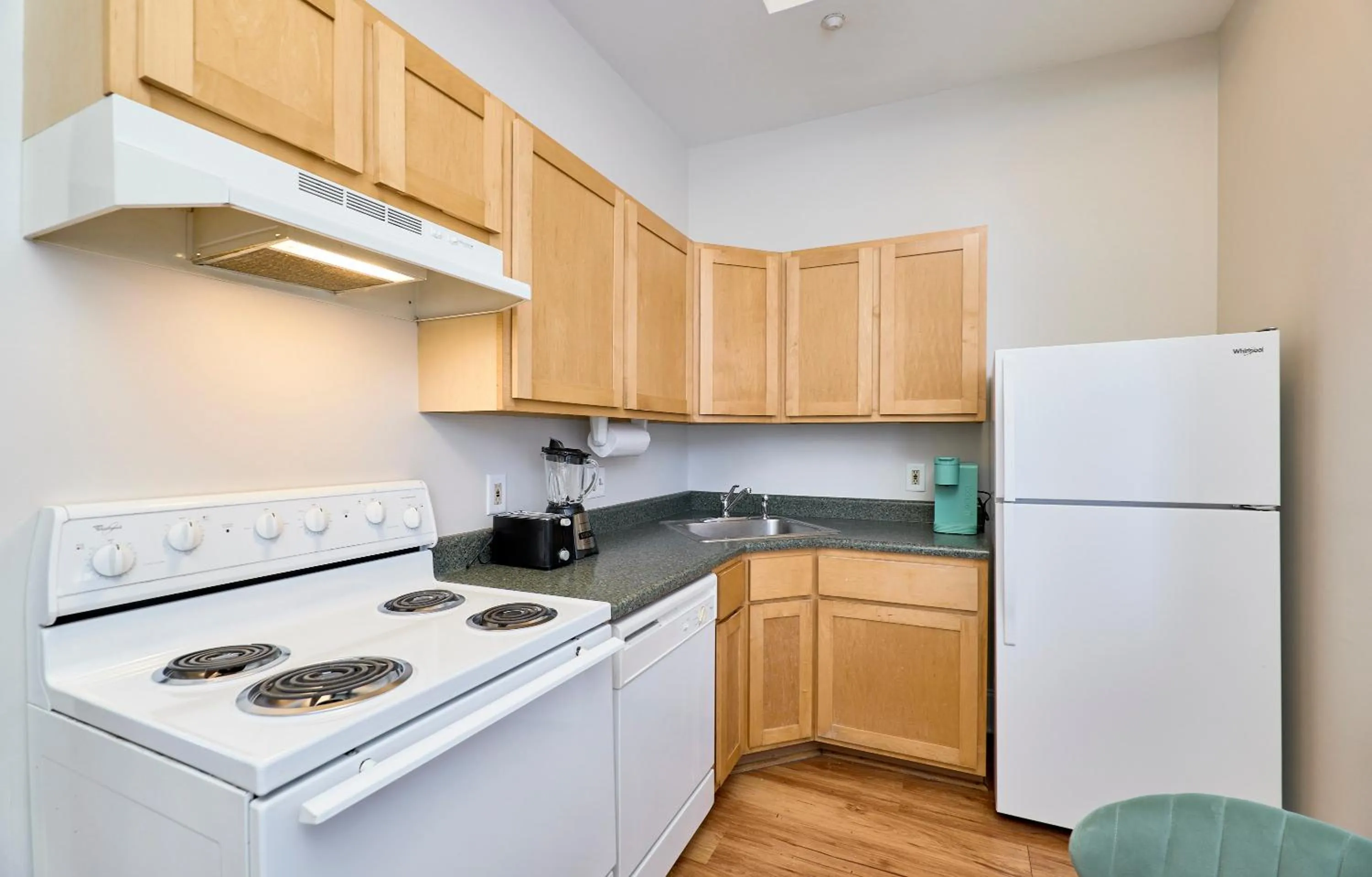 Coffee/tea facilities in WhiteHouse at Grand Central