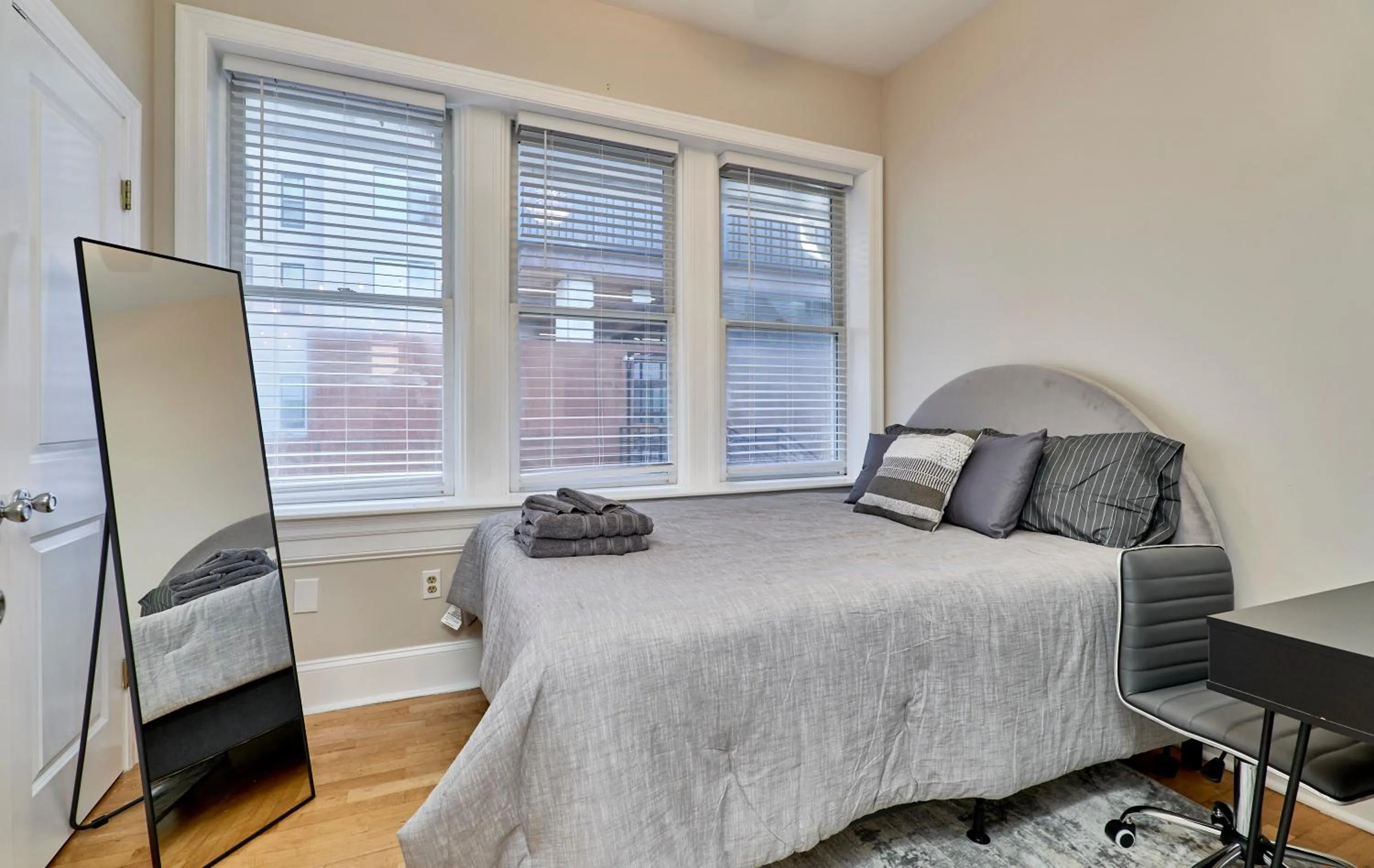 Bed in WhiteHouse at Grand Central