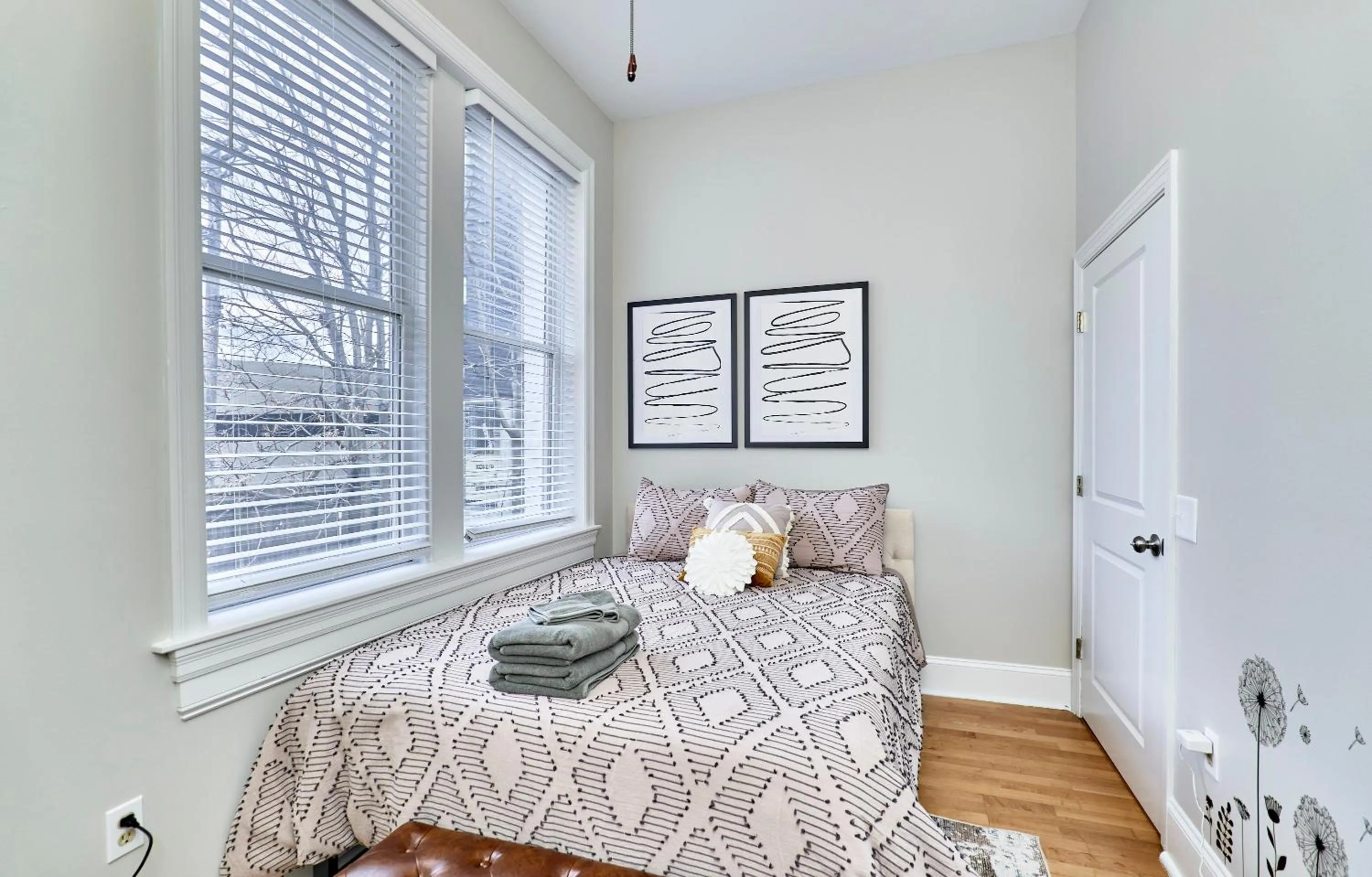 Bed in WhiteHouse at Grand Central