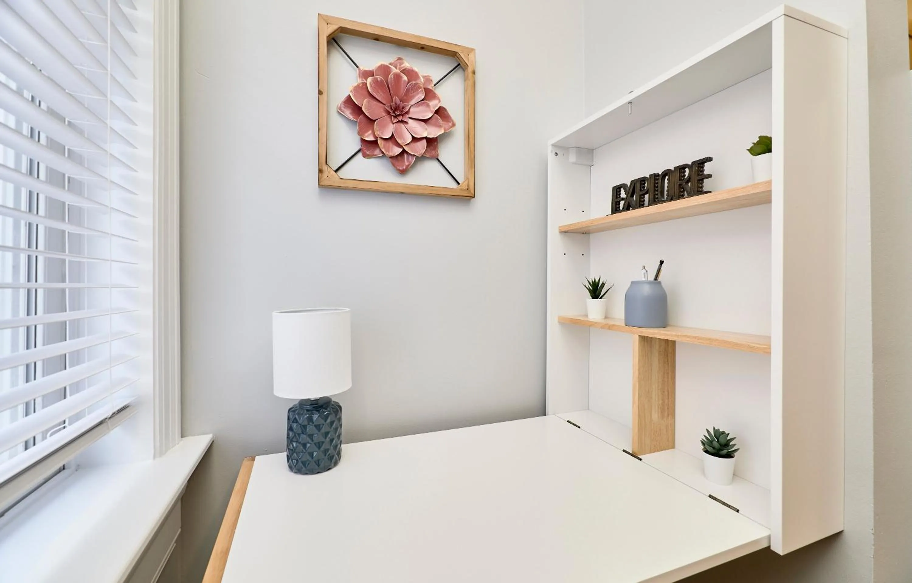 Decorative detail in WhiteHouse at Grand Central