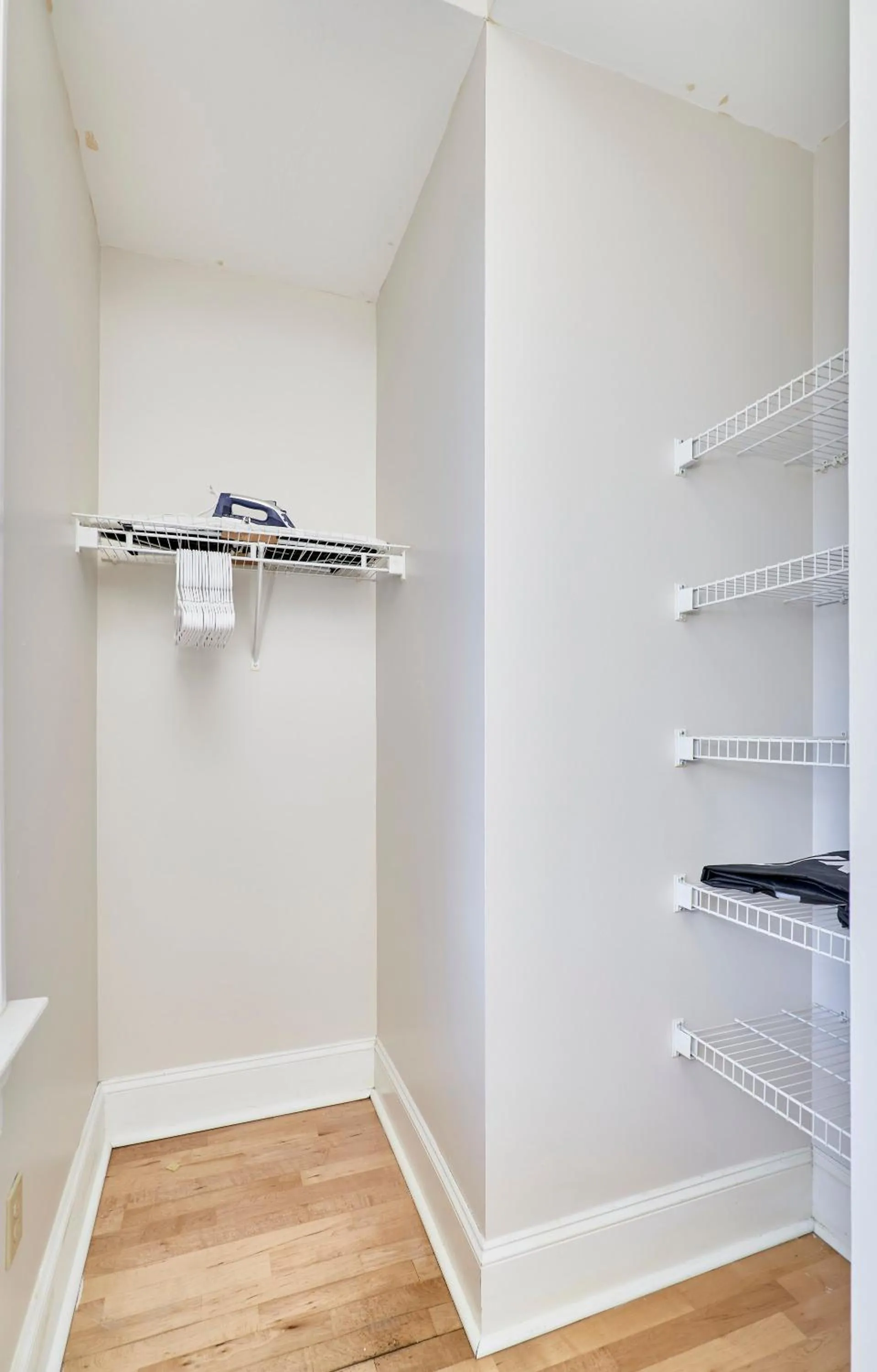 furniture in WhiteHouse at Grand Central