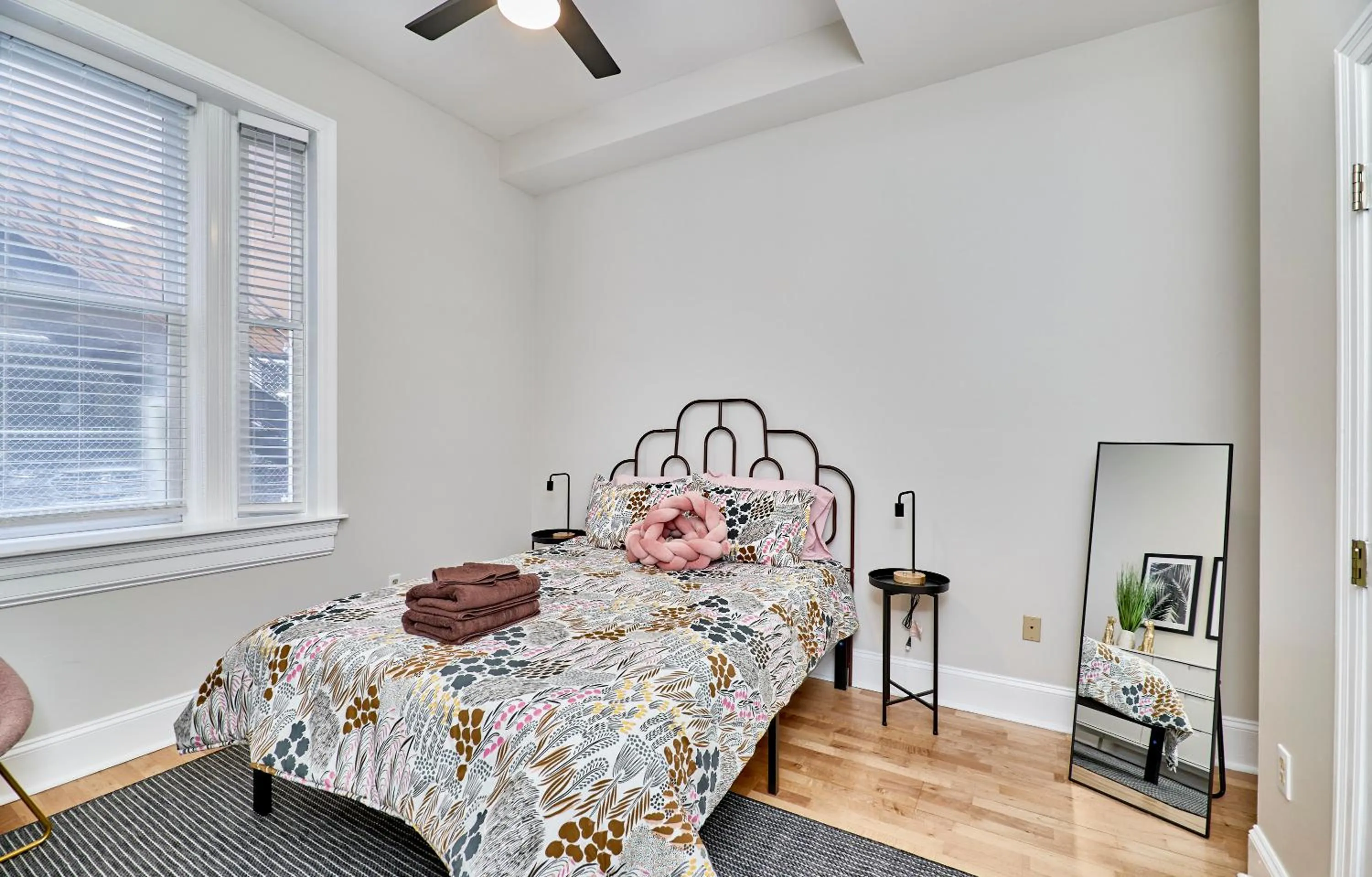 Bed in WhiteHouse at Grand Central