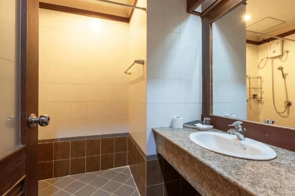 ปานเทล เขาใหญ่ Parntel KhaoYai