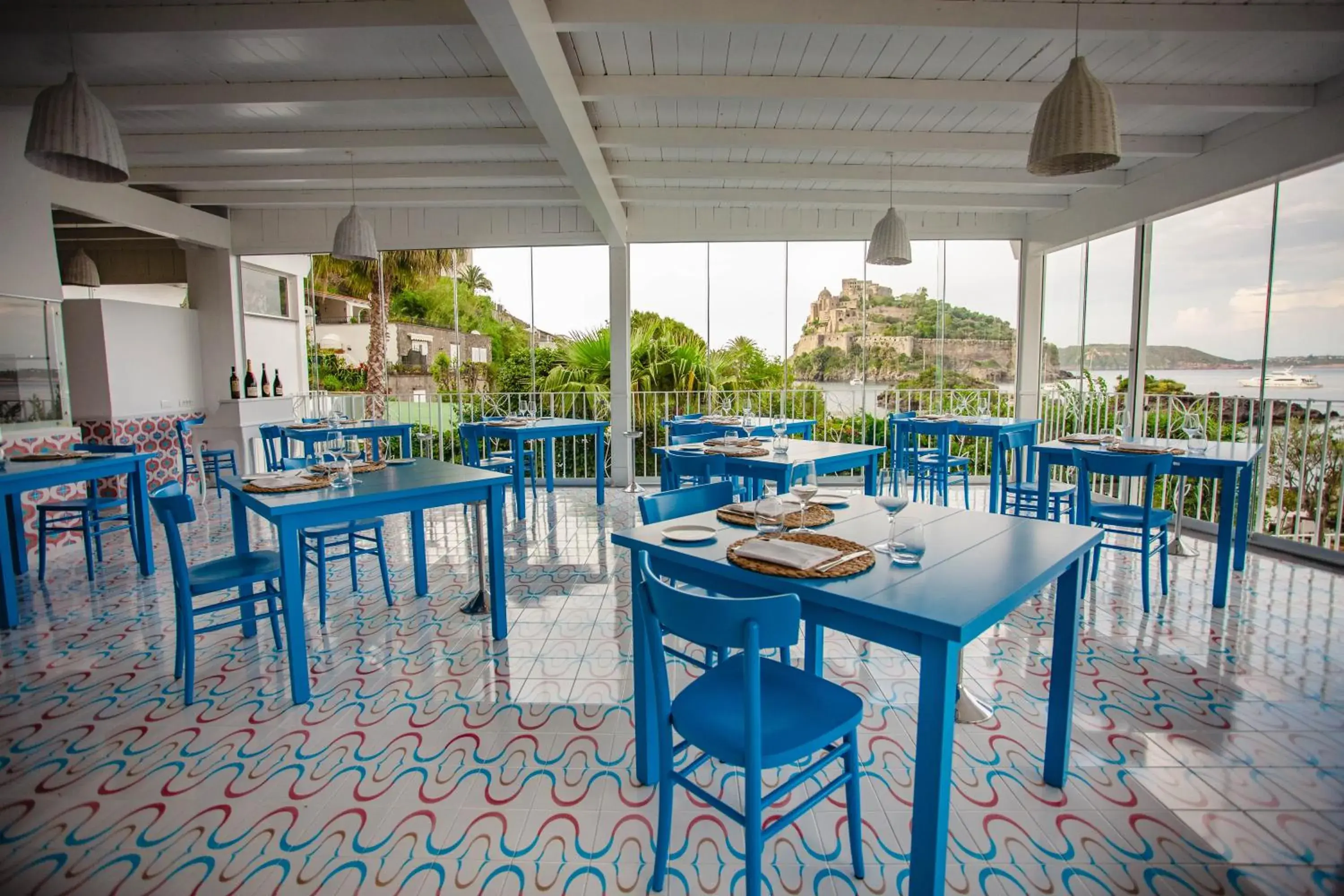 Restaurant/places to eat in Strand Hotel Delfini Restaurant/places to eat in Strand Hotel Delfini