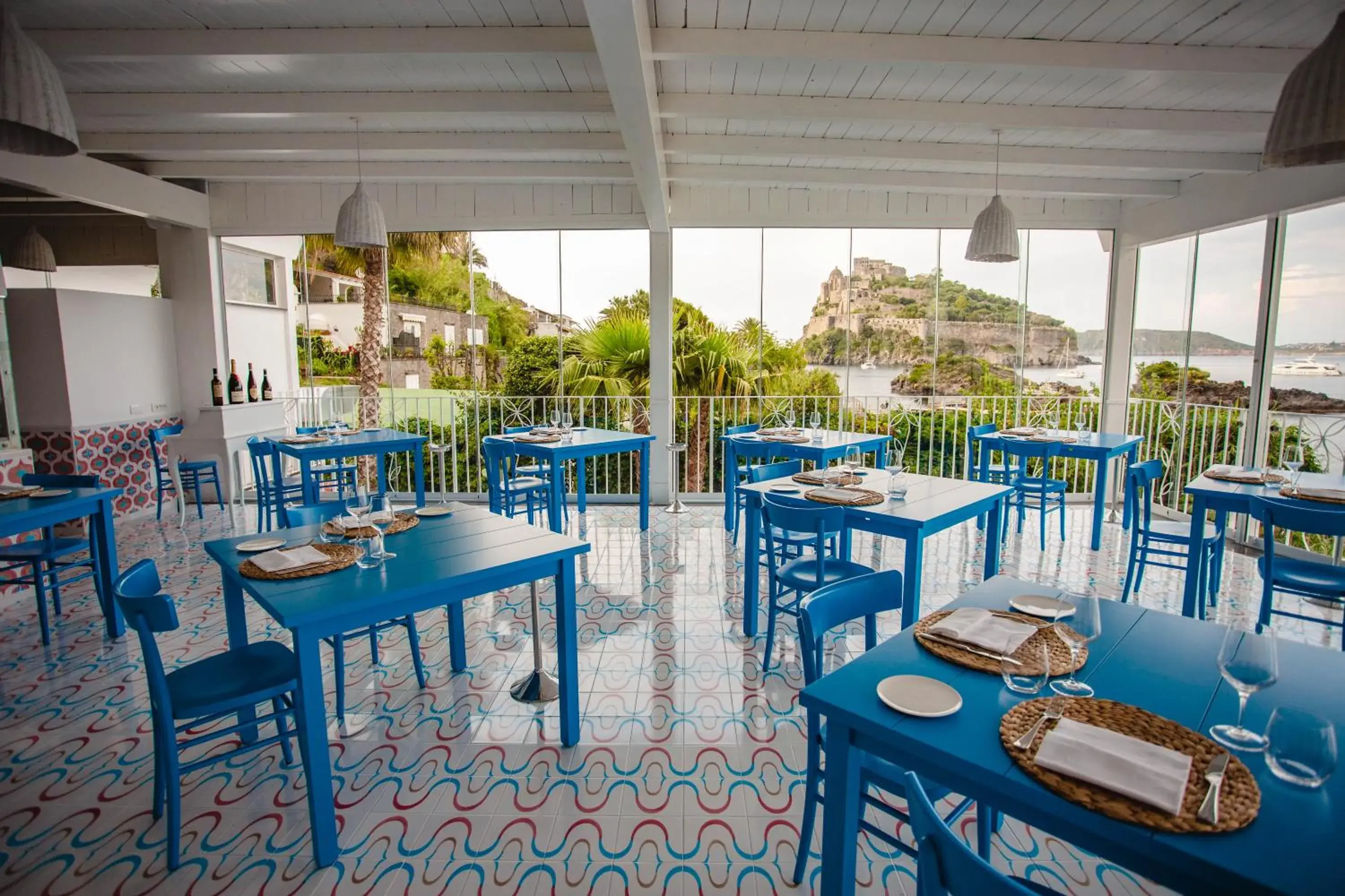 Restaurant/places to eat in Strand Hotel Delfini Restaurant/places to eat in Strand Hotel Delfini