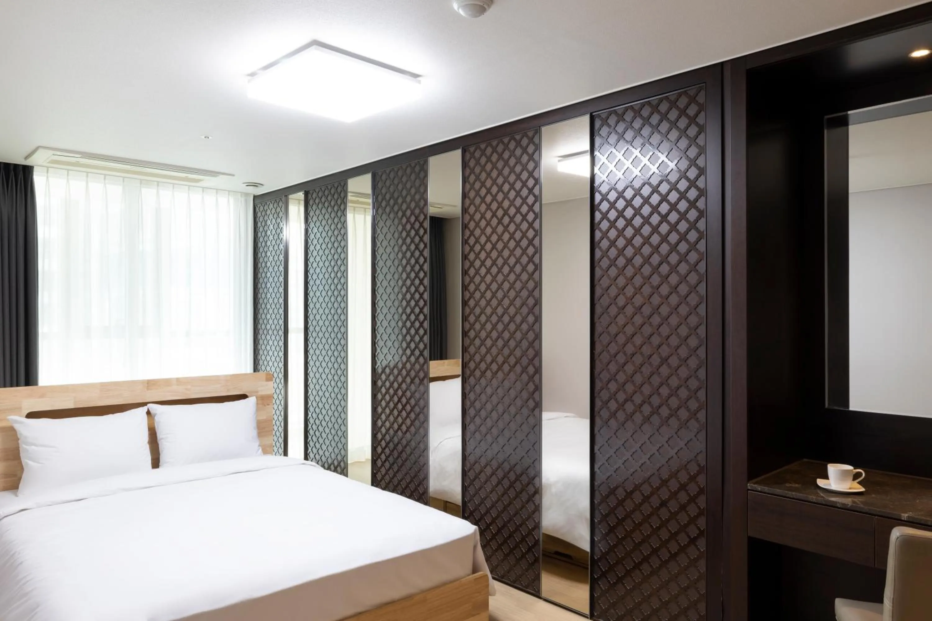 Bedroom, Bed in Pale De Cz Condo