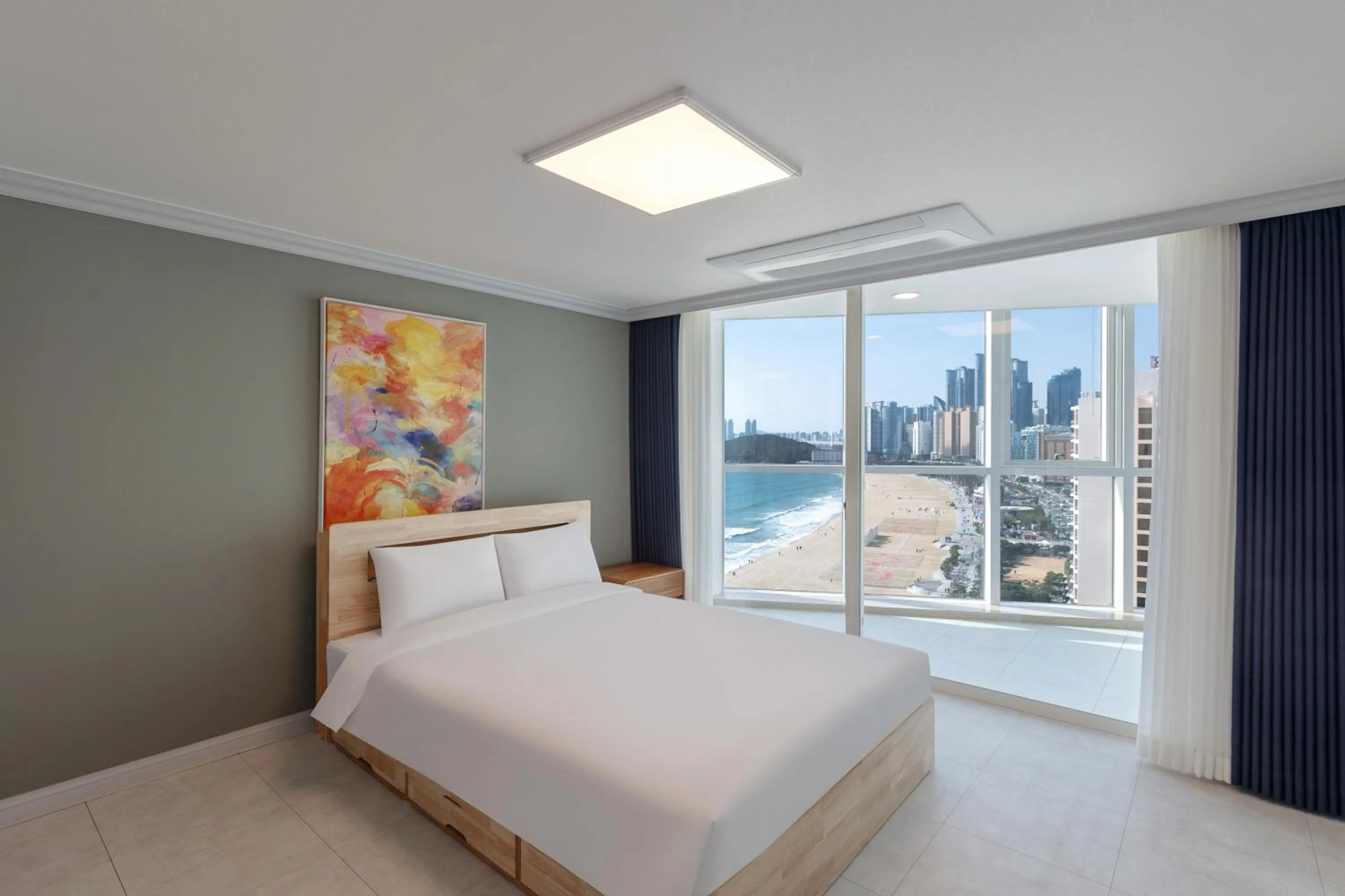 Bedroom, Bed in Pale De Cz Condo