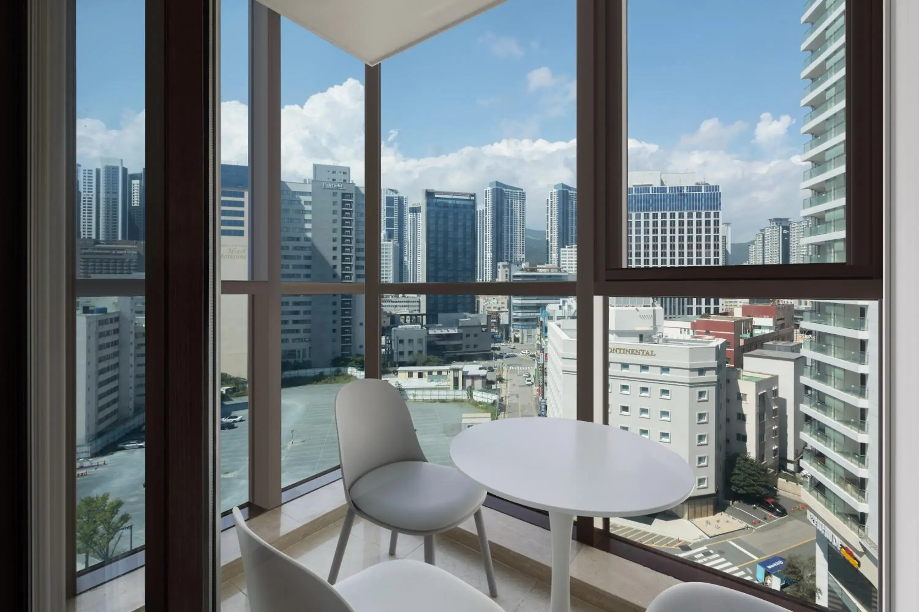 Property building in Pale De Cz Condo Property building in Pale De Cz Condo