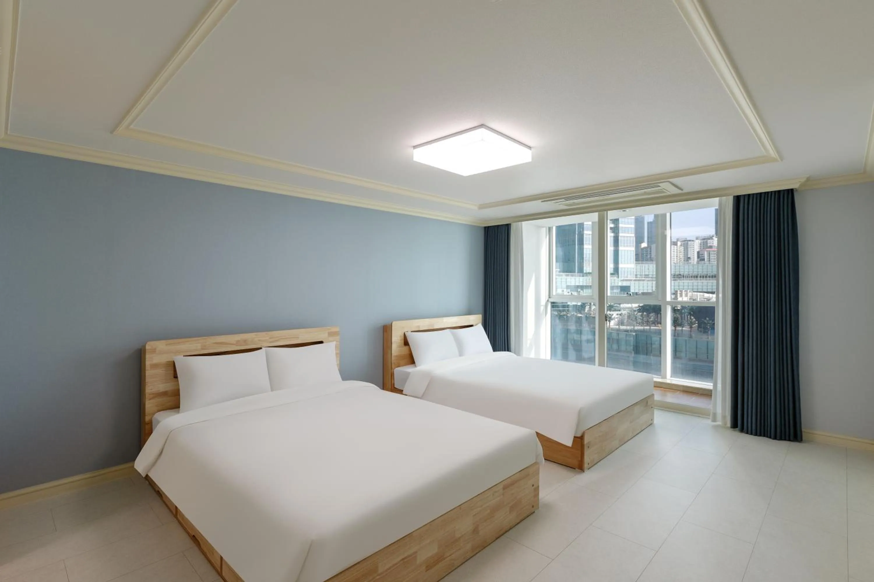 Bedroom, Bed in Pale De Cz Condo