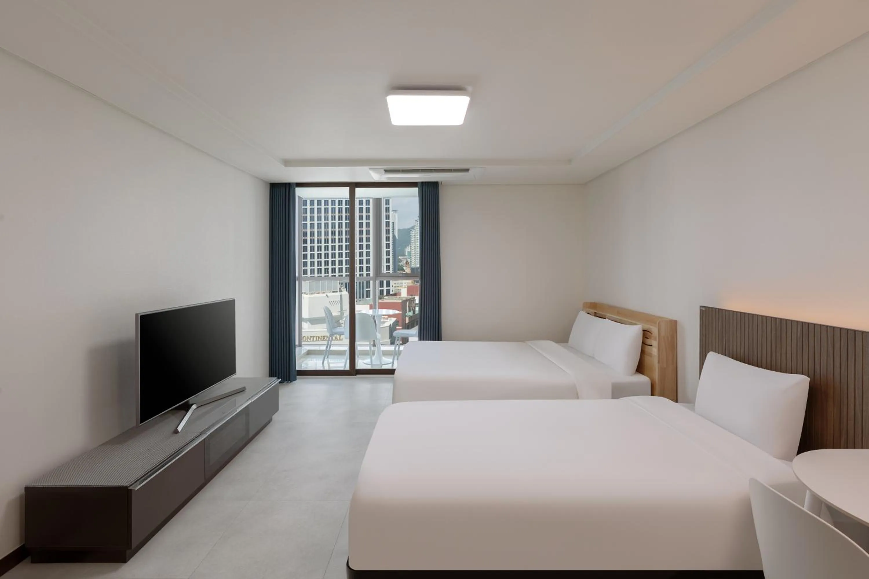 Bed in Pale De Cz Condo