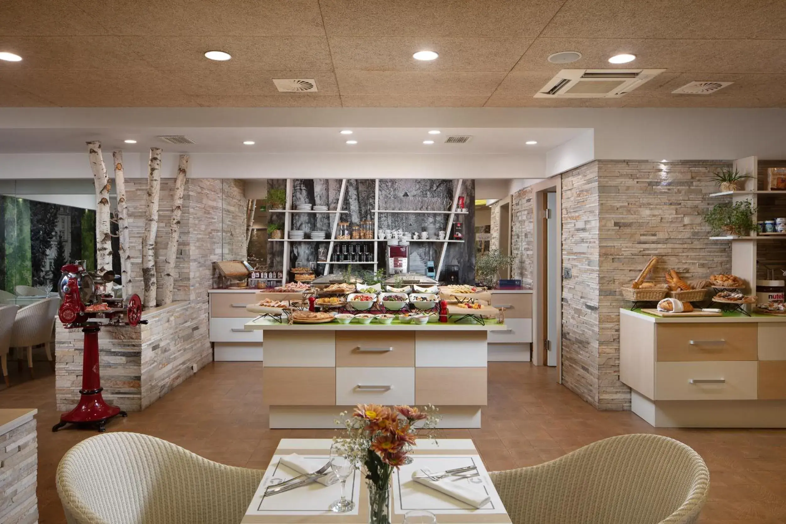 Breakfast in Hotel Colors Inn Breakfast in Hotel Colors Inn