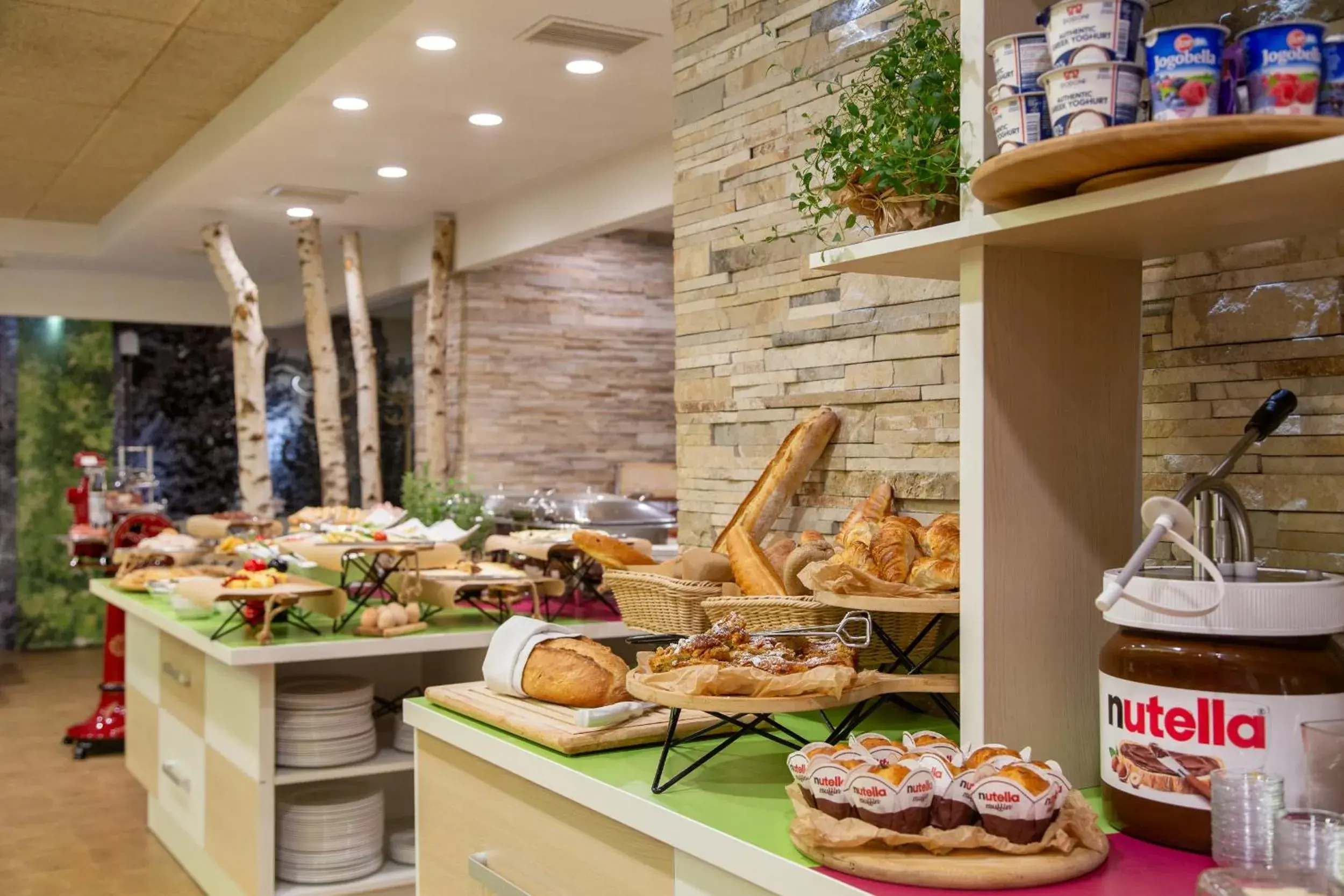 Breakfast in Hotel Colors Inn Breakfast in Hotel Colors Inn