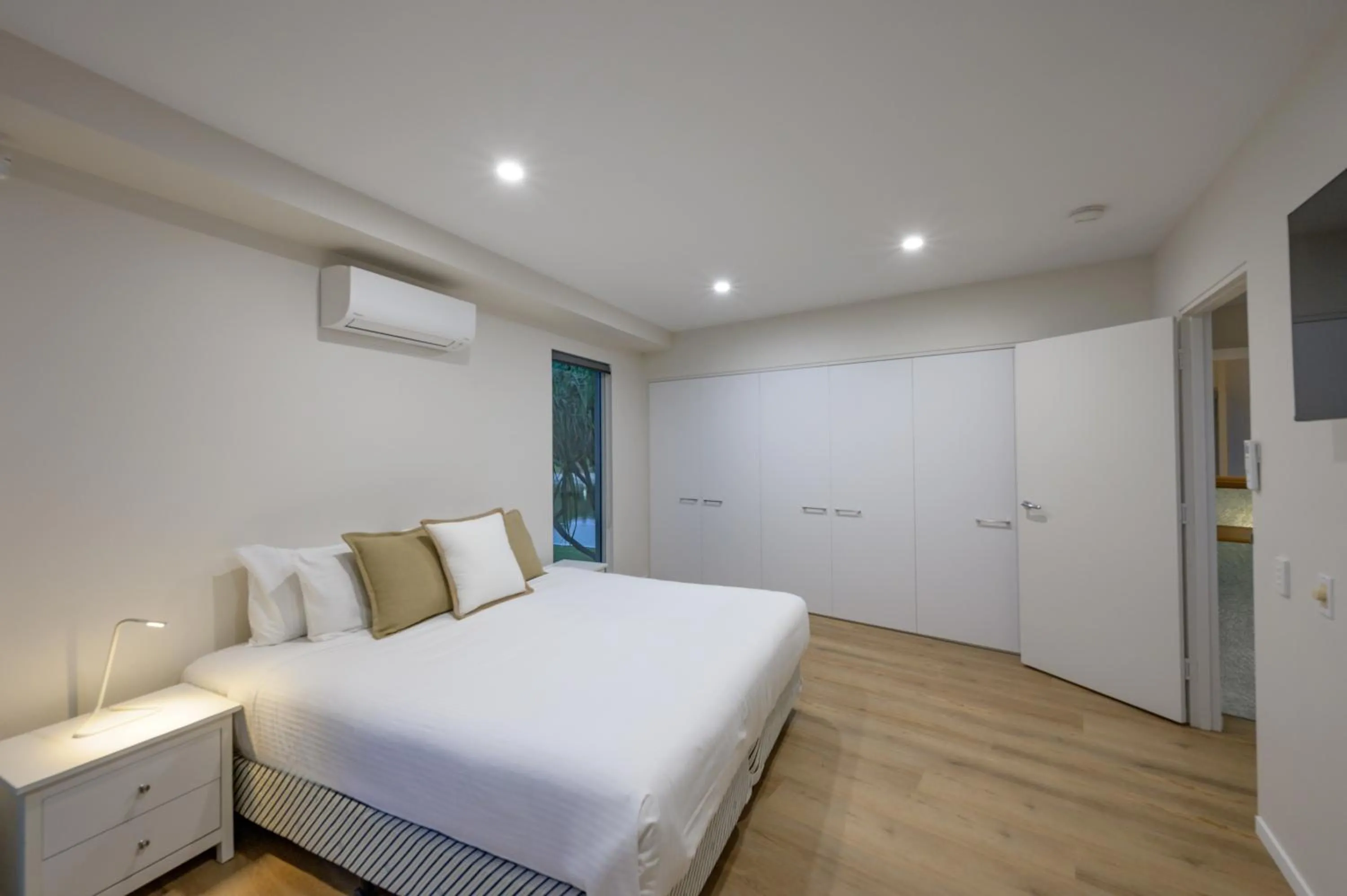 Bedroom, Bed in 31 Witta Circle, Noosa Heads