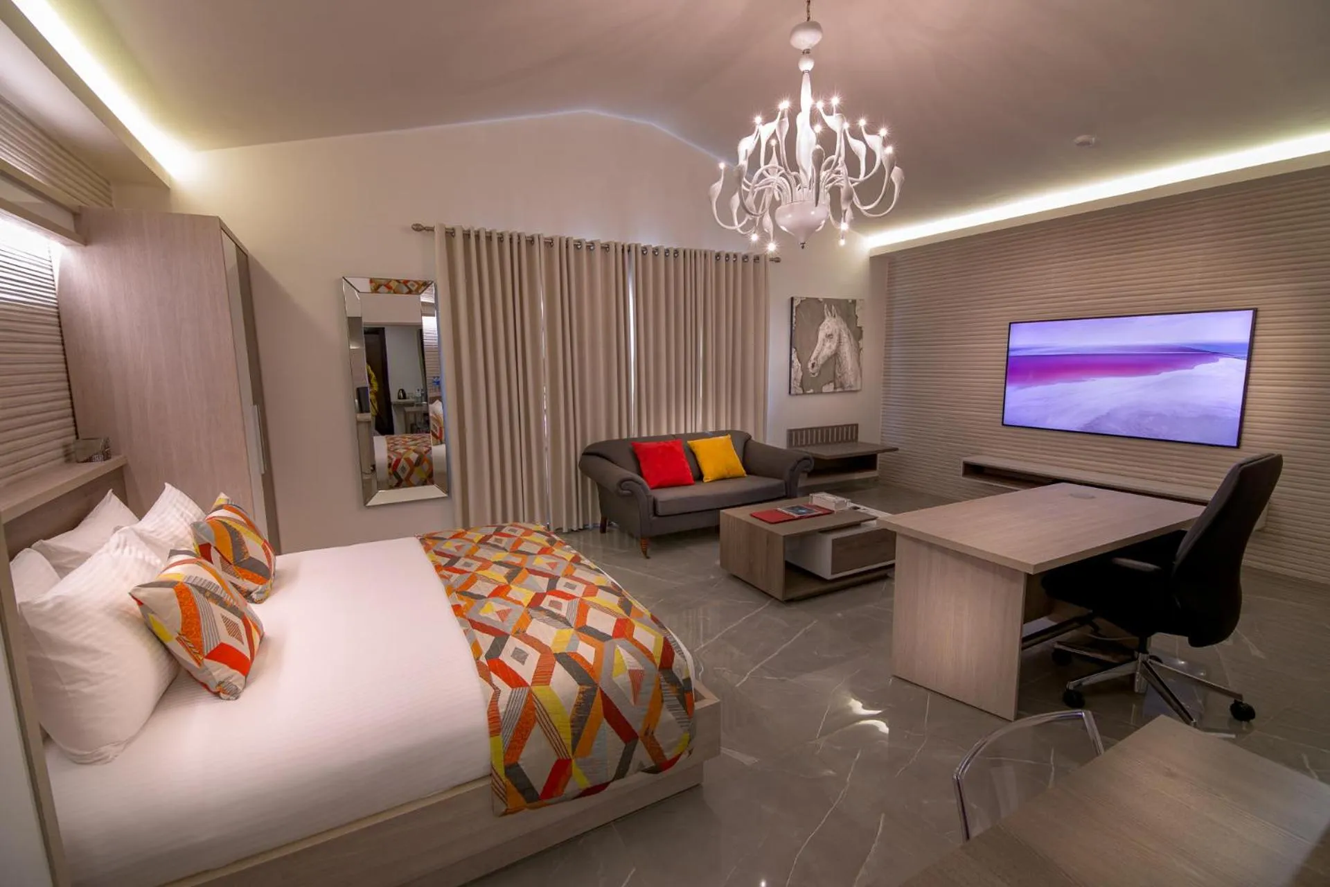 Home Suites Boutique Hotel Freetown