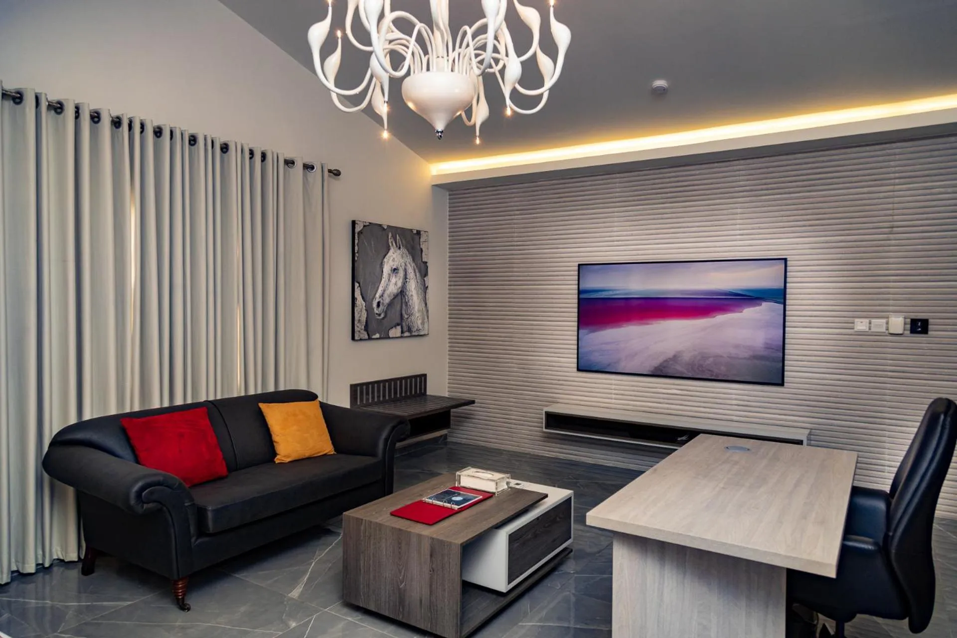 Home Suites Boutique Hotel Freetown