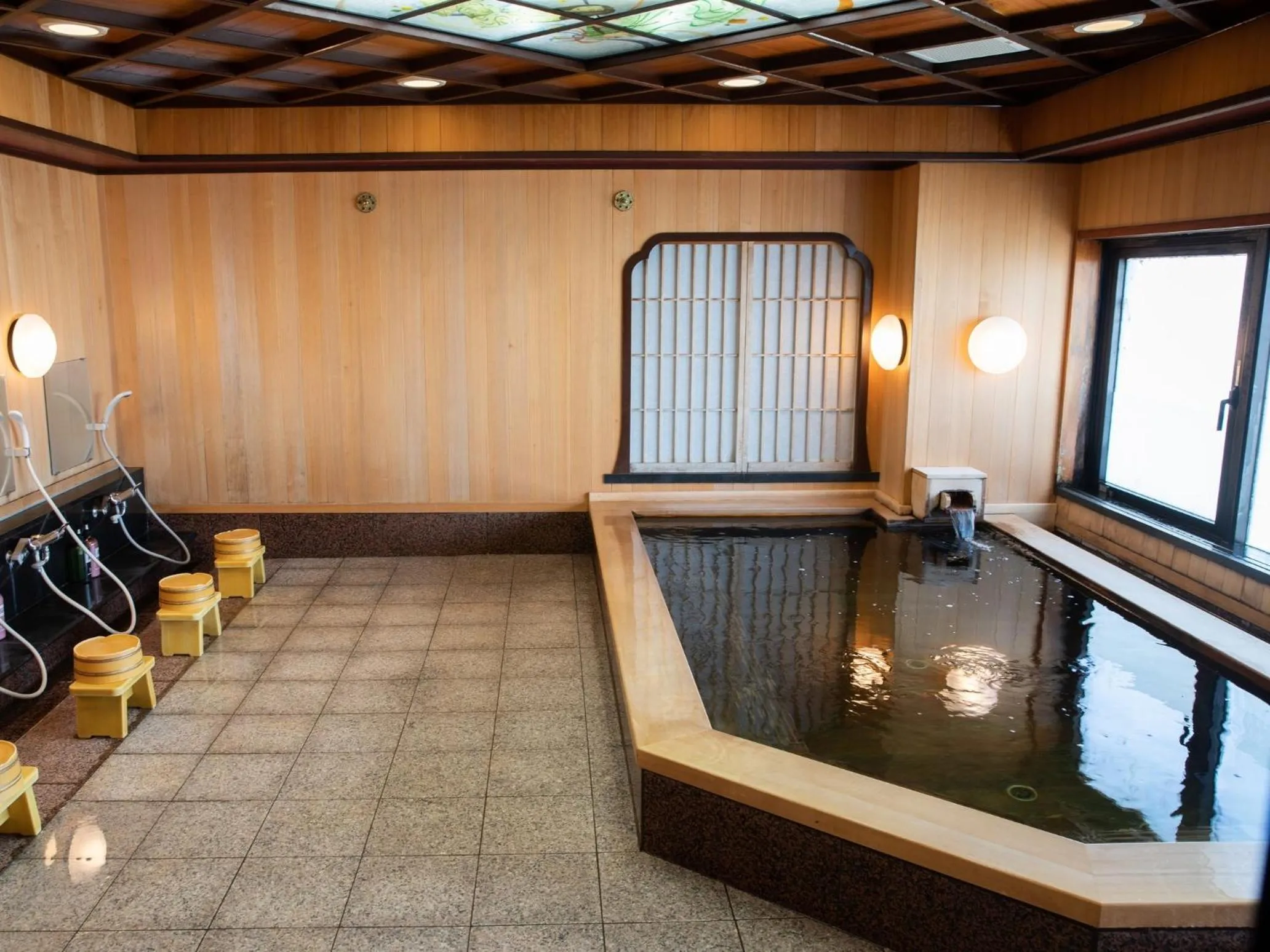 Public Bath in Hotel Castle Inn Ise