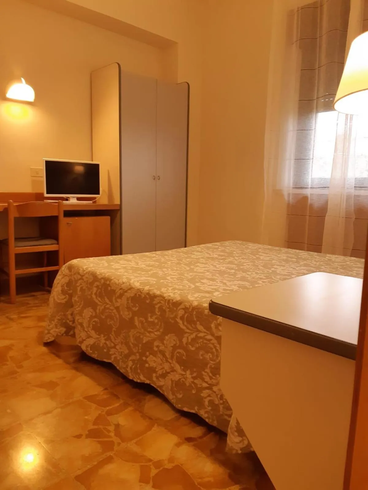 TV and multimedia, Bed in Hotel Ai Tufi