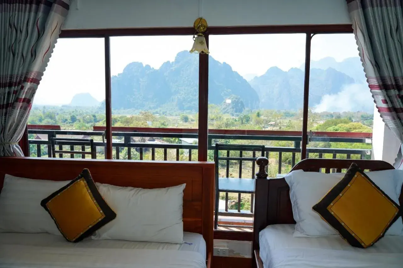 Budget Twin Room - single occupancy in Bountang Mountain View Riverside Hotel Budget Twin Room - single occupancy in Bountang Mountain View Riverside Hotel