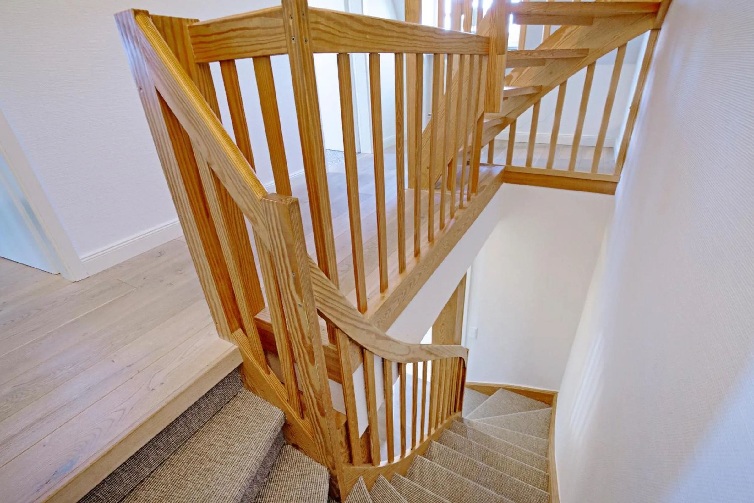 Captains Cabin