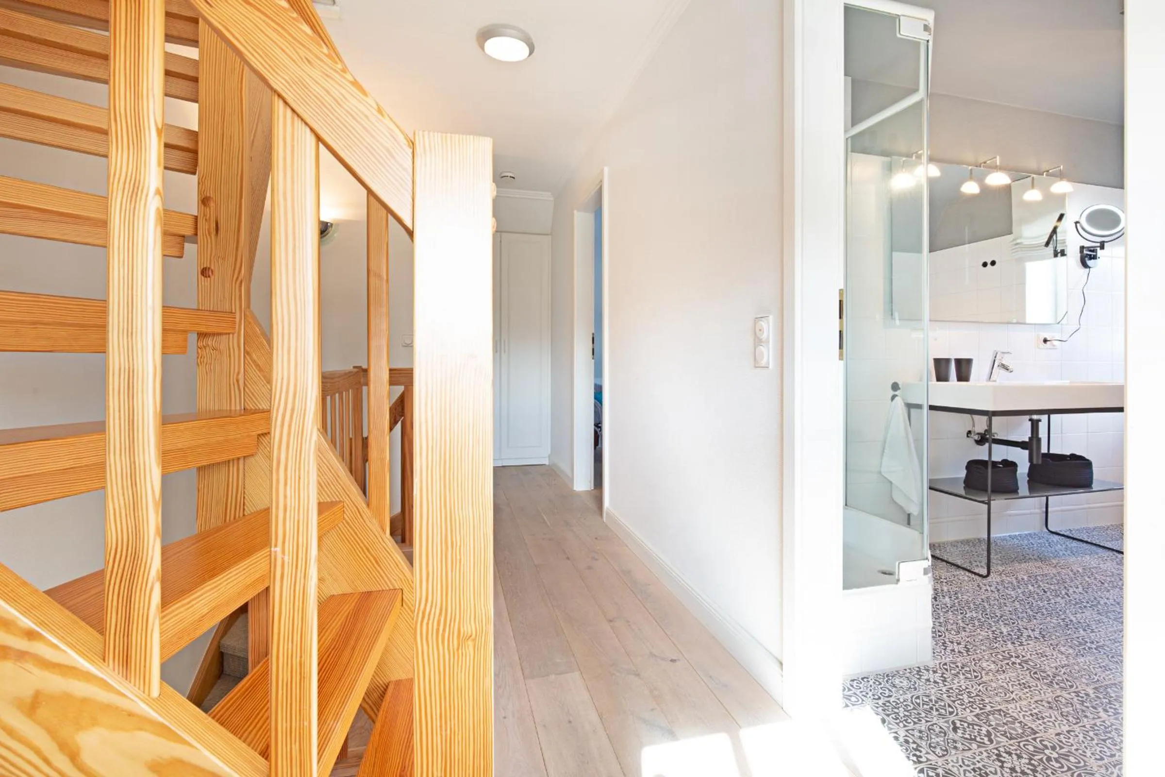 Captains Cabin
