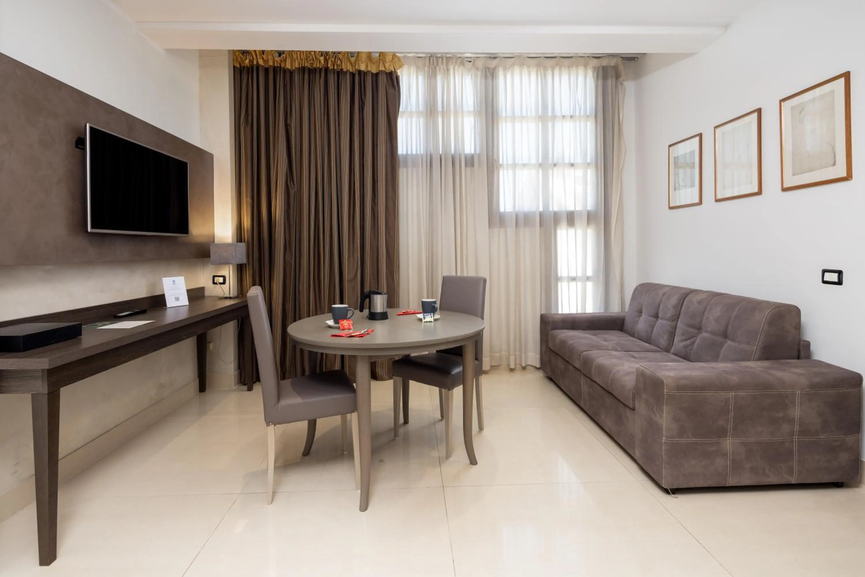 kitchen in Best Western Modena District