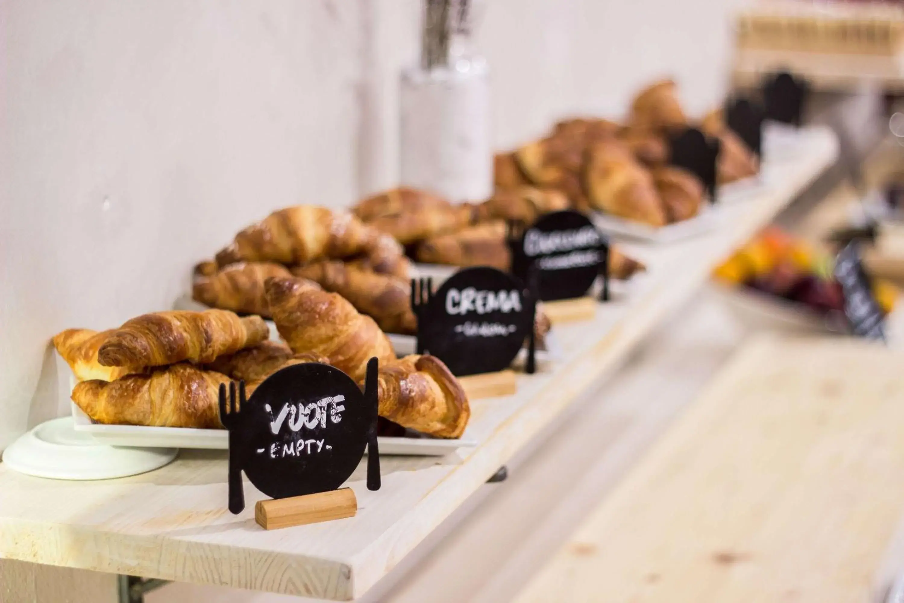 Restaurant/places to eat in Best Western Modena District Restaurant/places to eat in Best Western Modena District