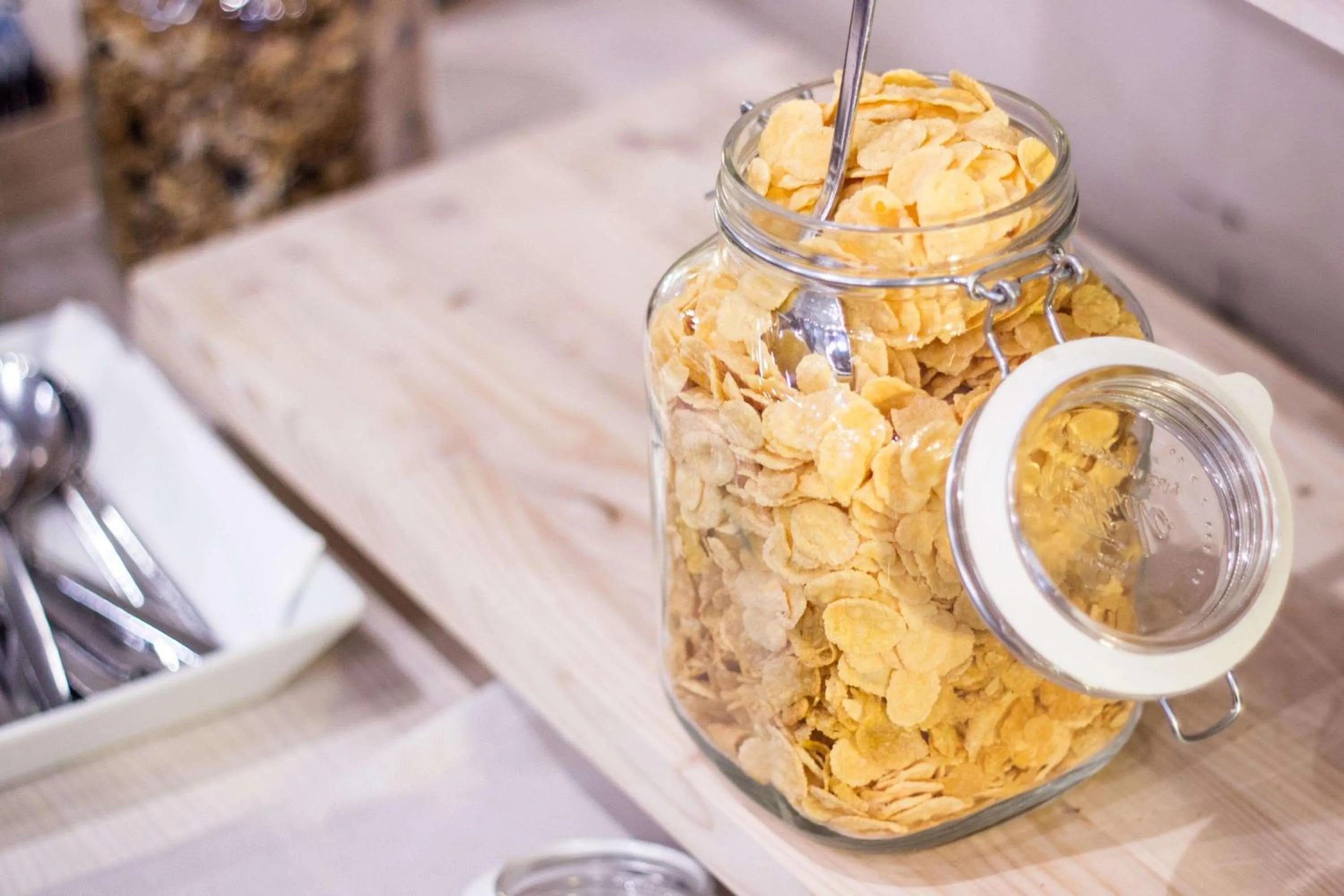 Restaurant/places to eat in Best Western Modena District