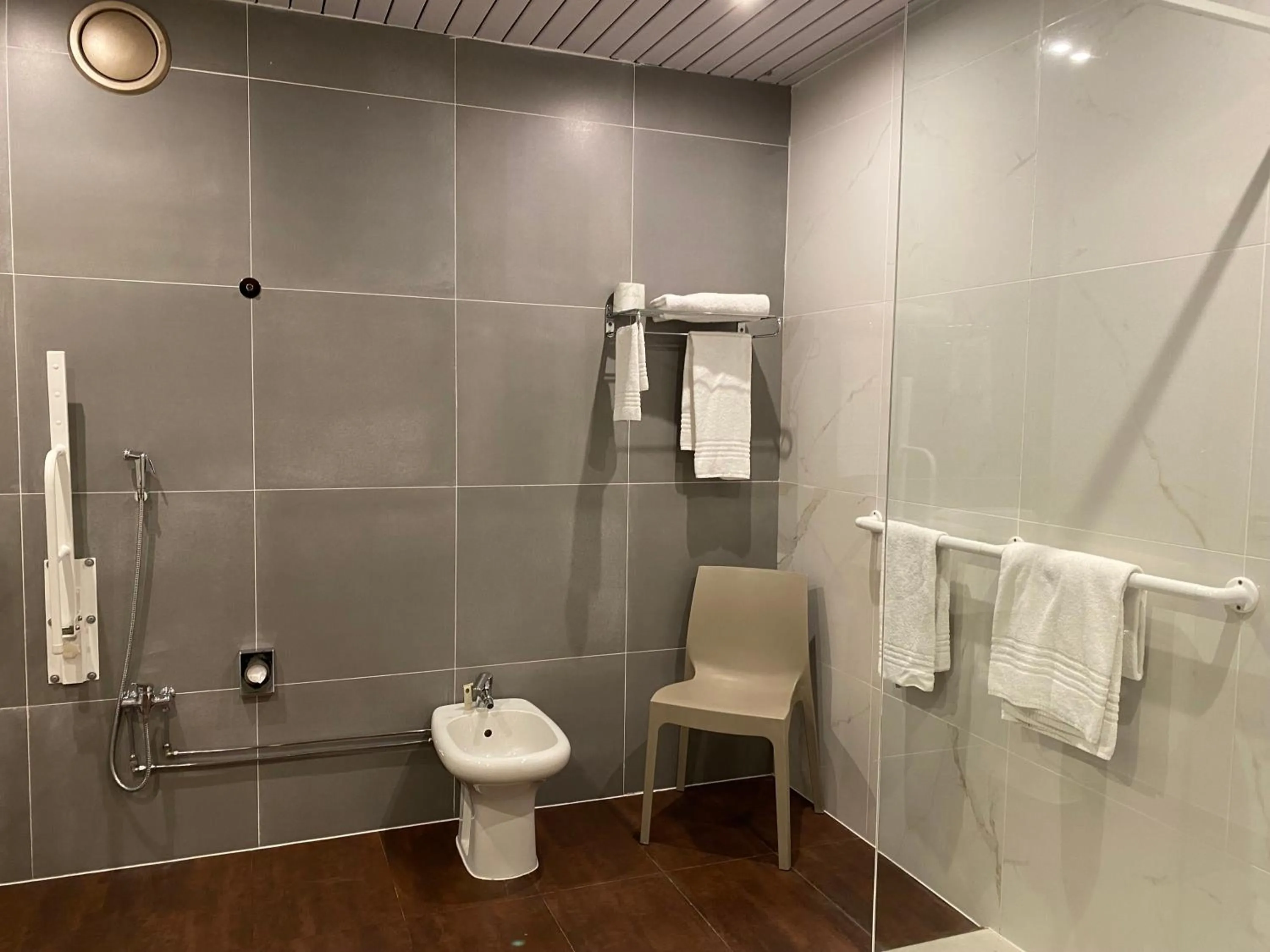 Bathroom in Best Western Modena District