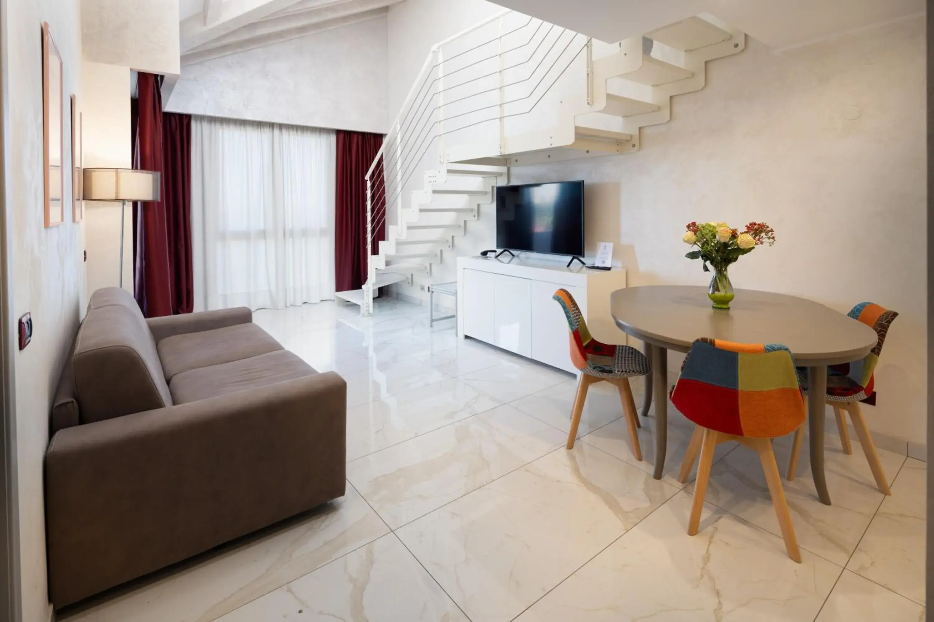 Queen Suite with Sofa Bed - Non-Smoking in Best Western Modena District Queen Suite with Sofa Bed - Non-Smoking in Best Western Modena District