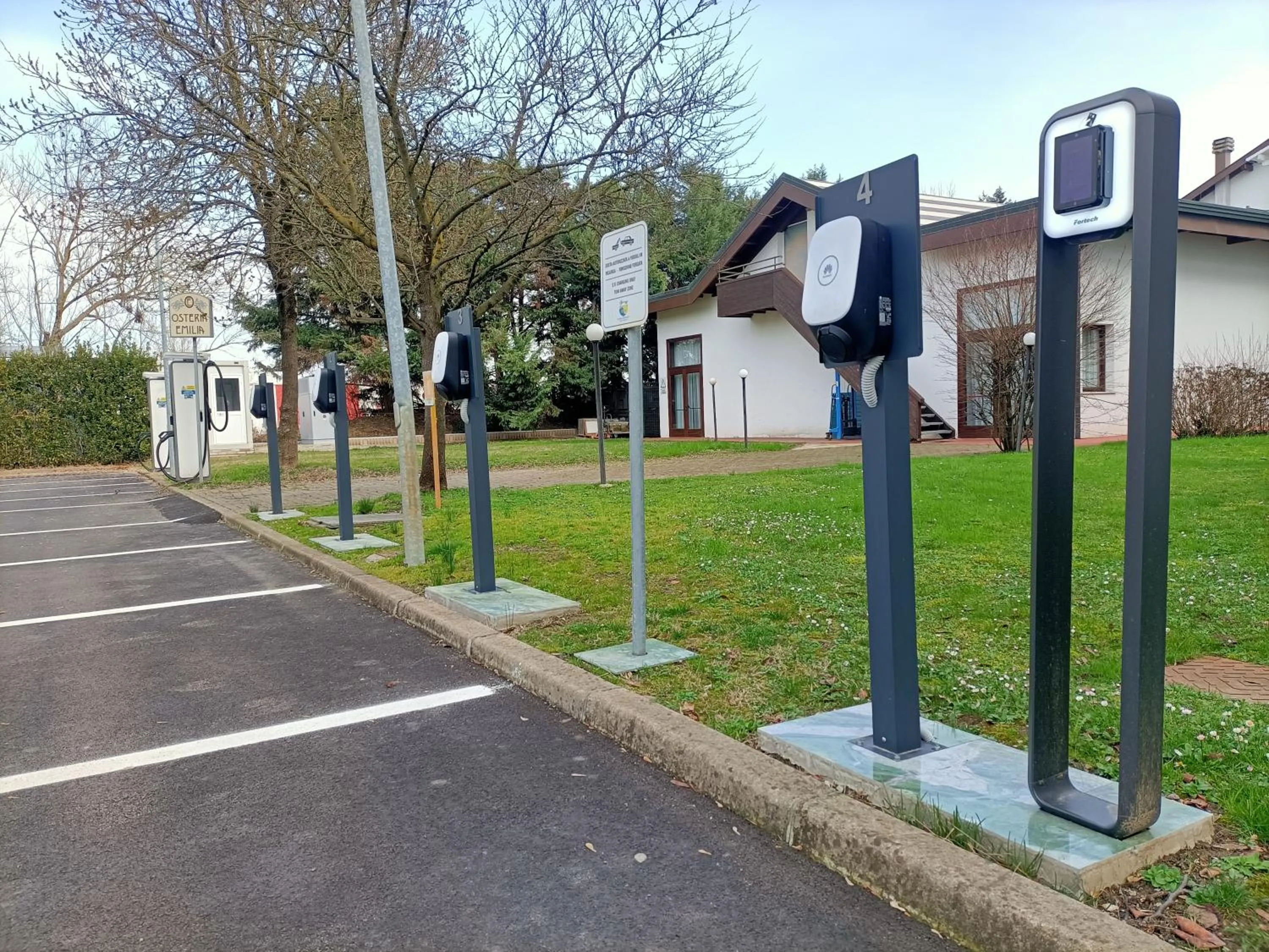 Property building in Best Western Modena District