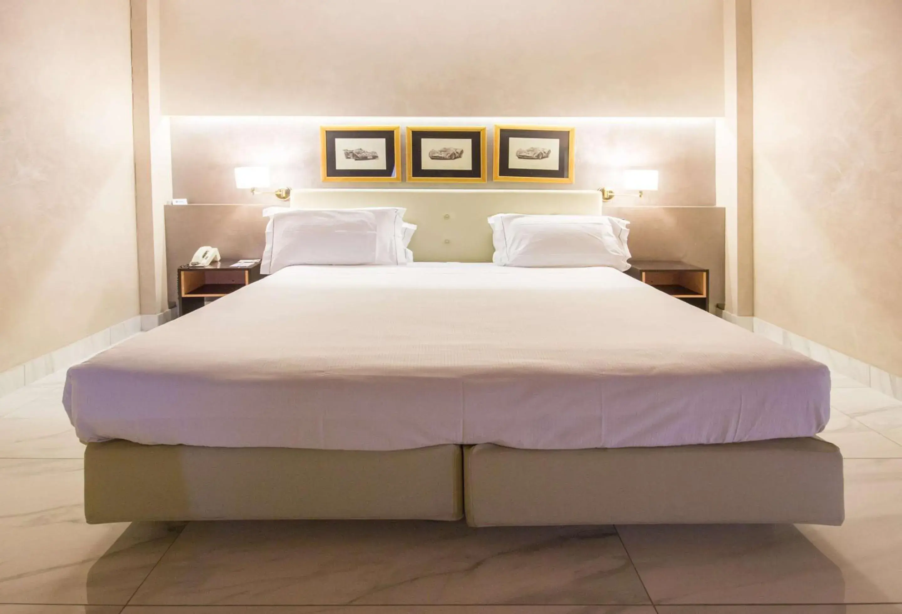 Bedroom, Bed in Best Western Modena District Bedroom, Bed in Best Western Modena District