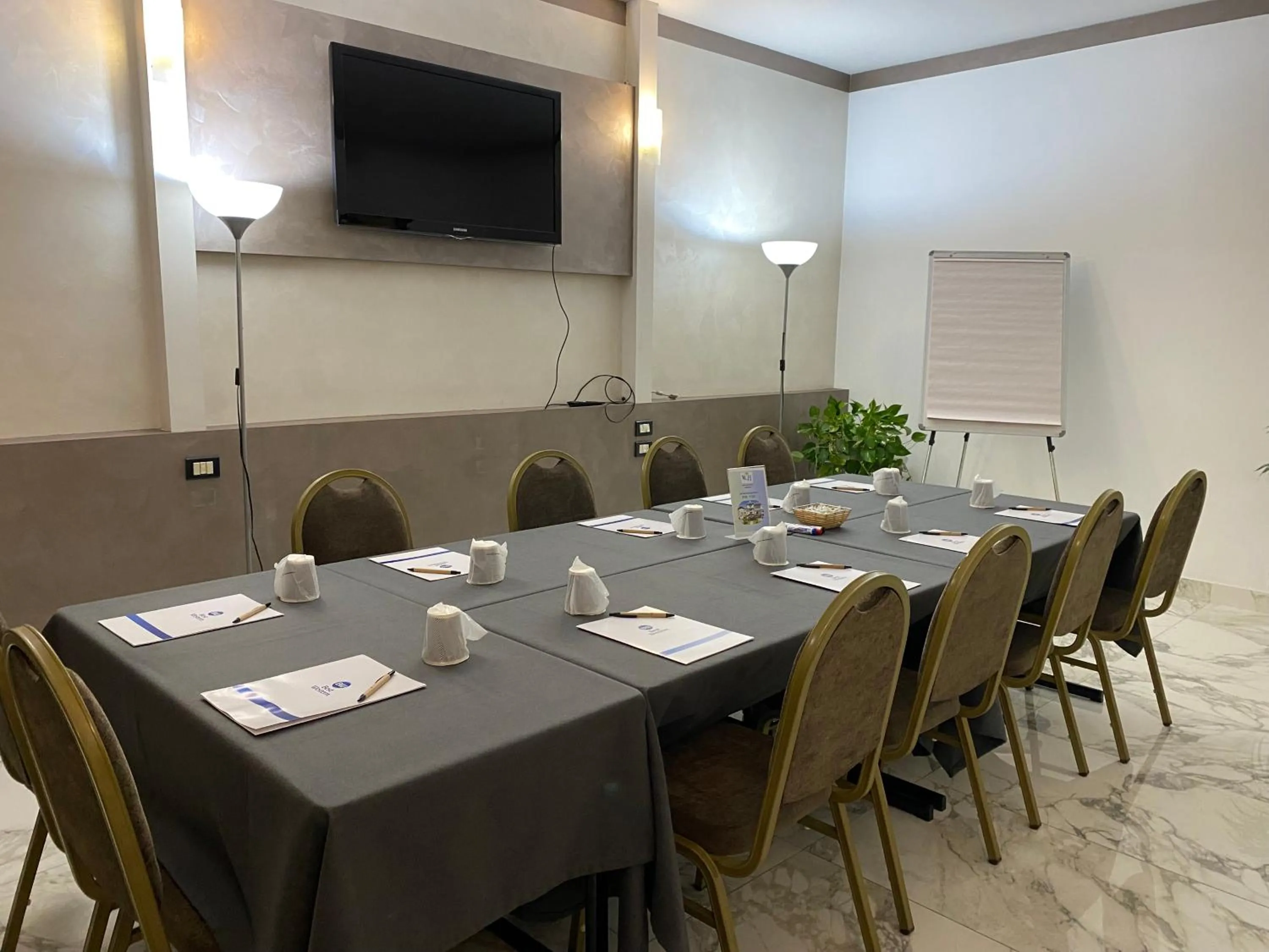 Meeting/conference room in Best Western Modena District