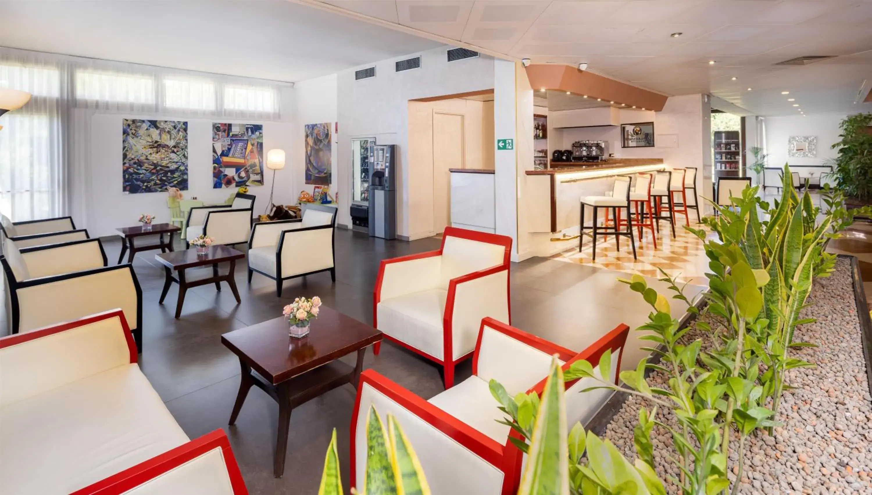 Lounge or bar in Best Western Modena District Lounge or bar in Best Western Modena District